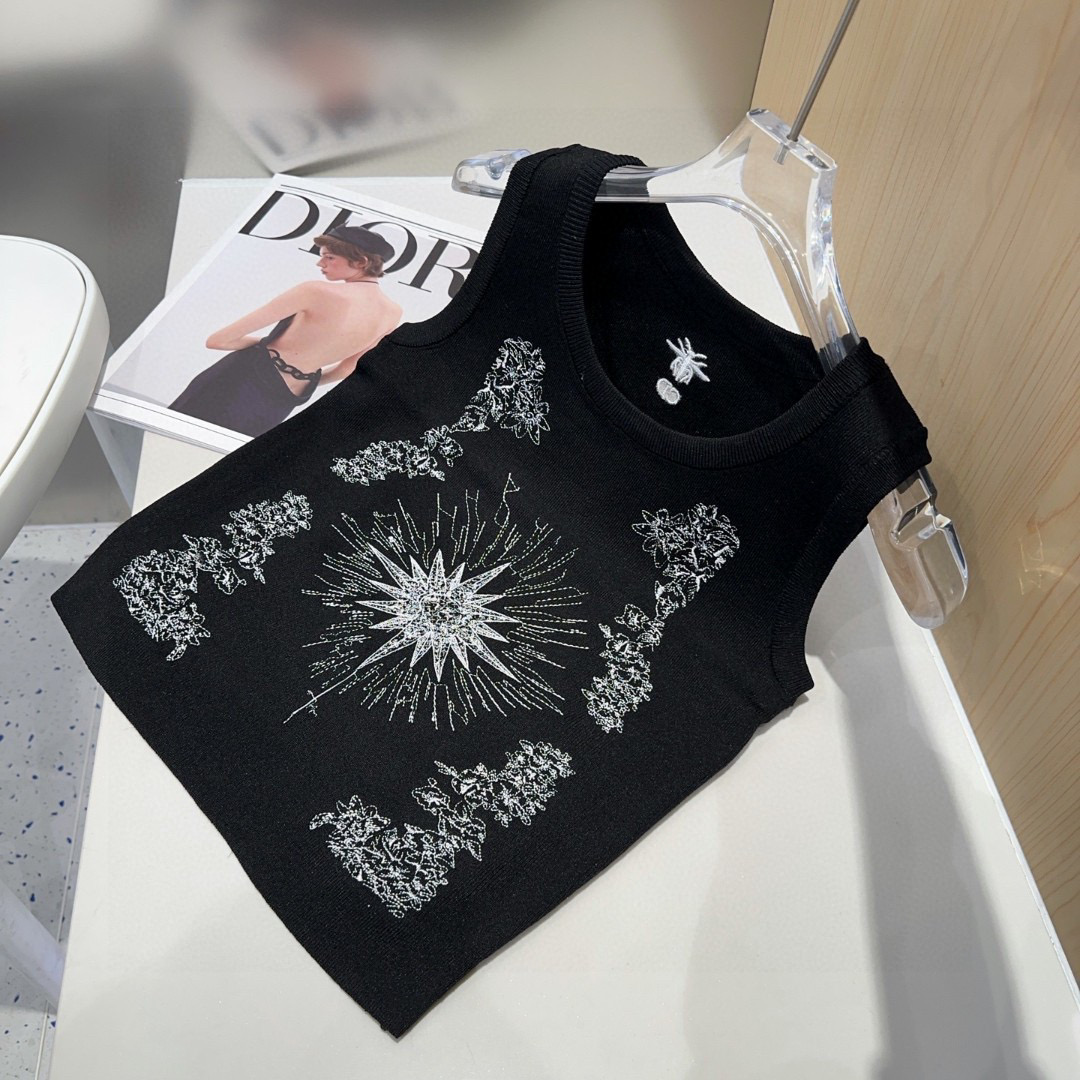 迪奥小背心，搭外套单穿超🔥爆均码