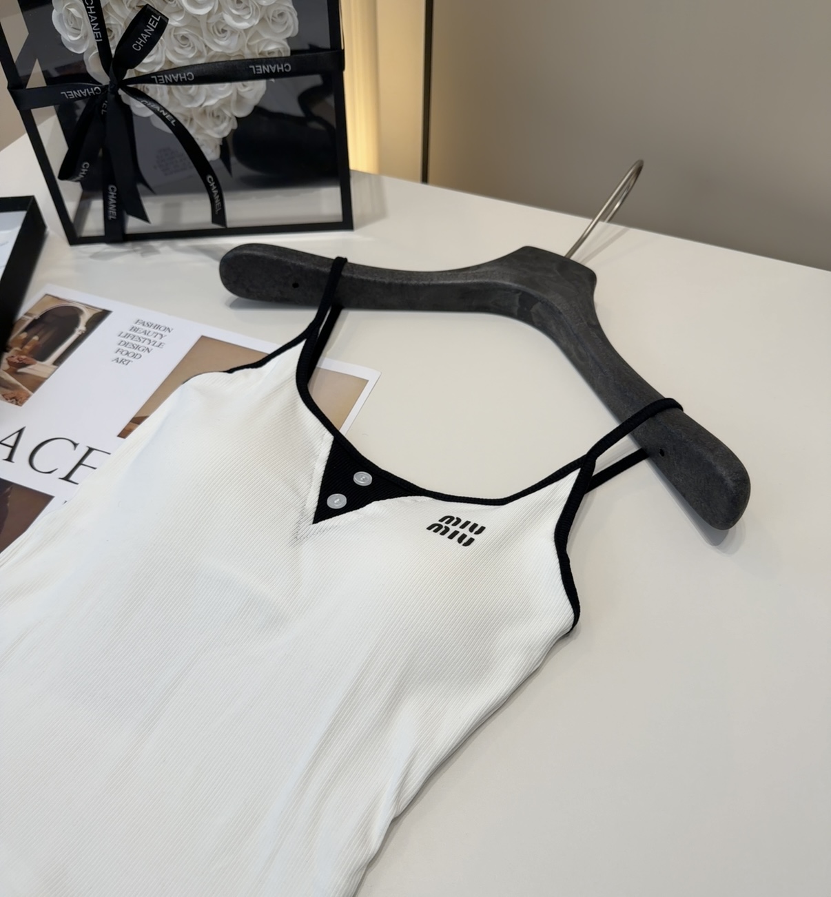 Miumiu背心，搭外套单穿超🔥爆均码