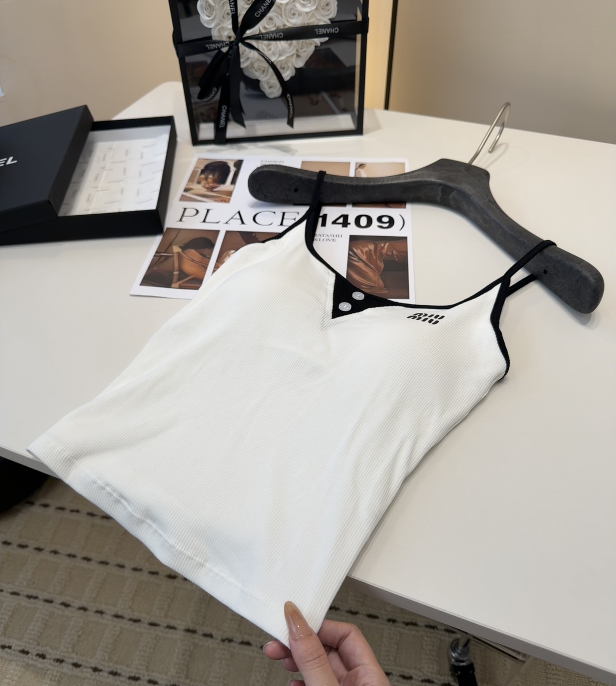 Miumiu背心，搭外套单穿超🔥爆均码