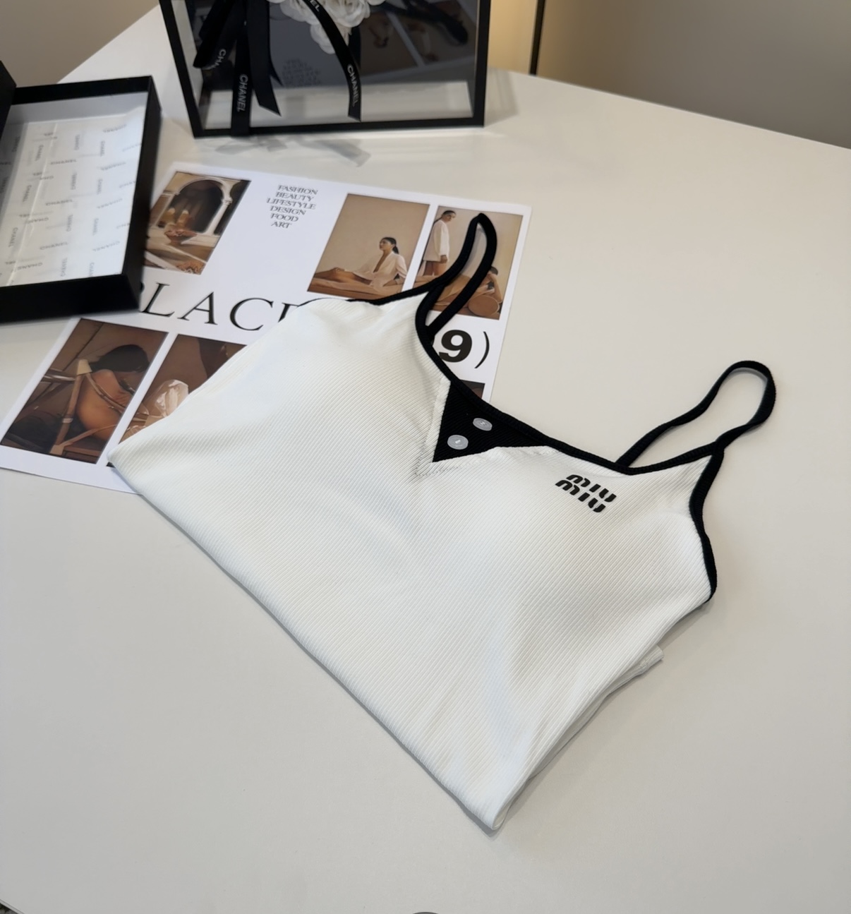 Miumiu背心，搭外套单穿超🔥爆均码