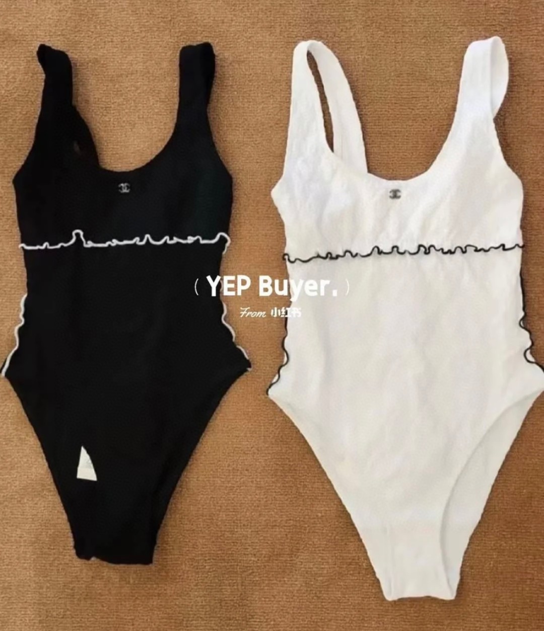 香奈儿暗纹泳衣，时尚达人必备。超级显身材！SML