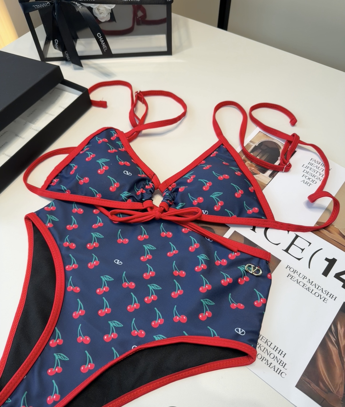 DG泳衣，实物实在太美了！拍不出来它的美😍谁穿谁美！很值得入手✋ SML