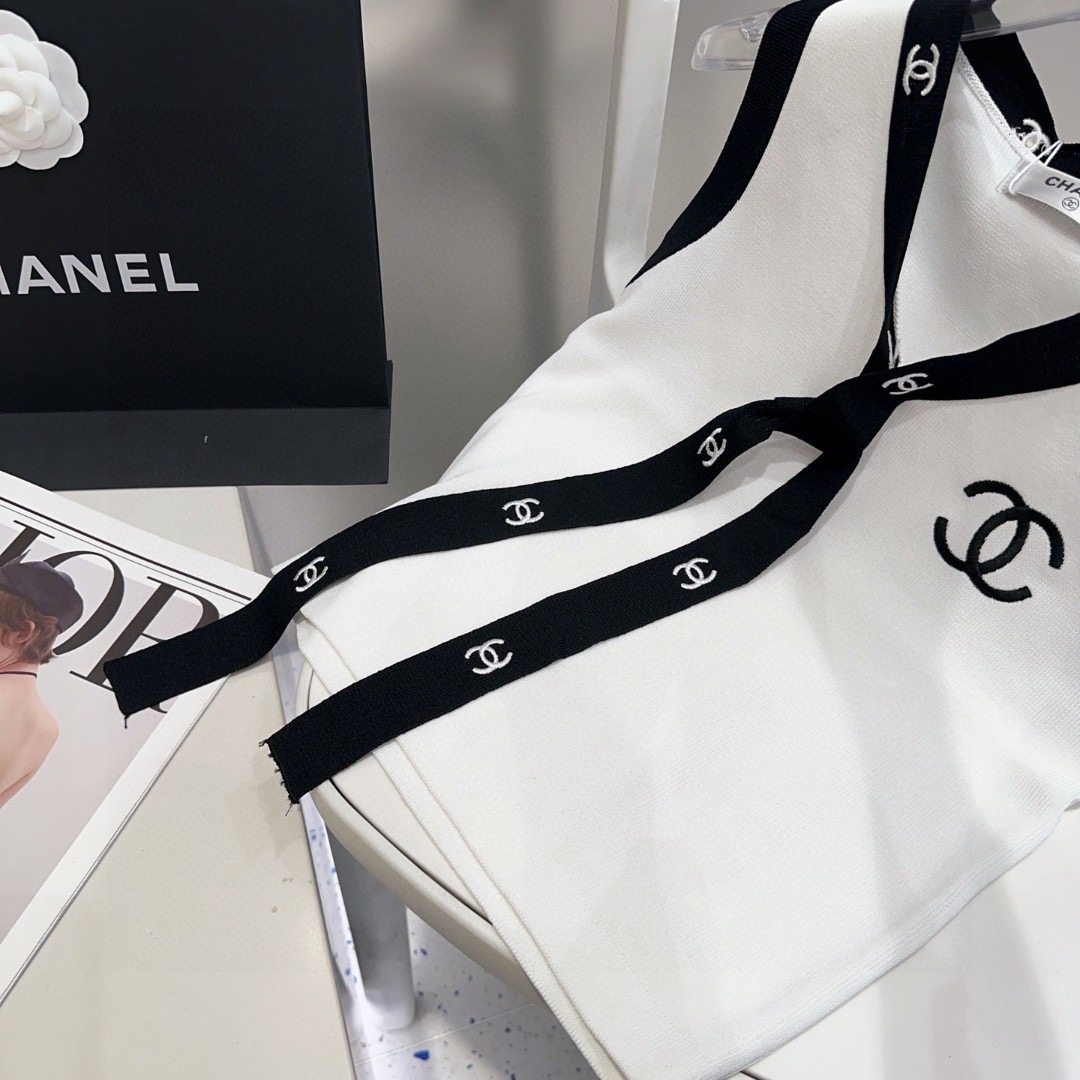 香奈儿小背心，搭外套单穿超🔥爆均码