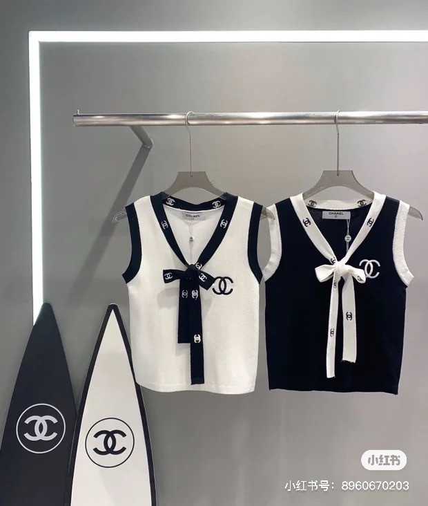 香奈儿小背心，搭外套单穿超🔥爆均码