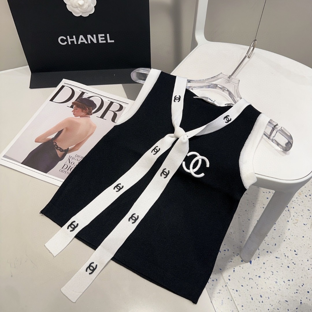 香奈儿小背心，搭外套单穿超🔥爆均码