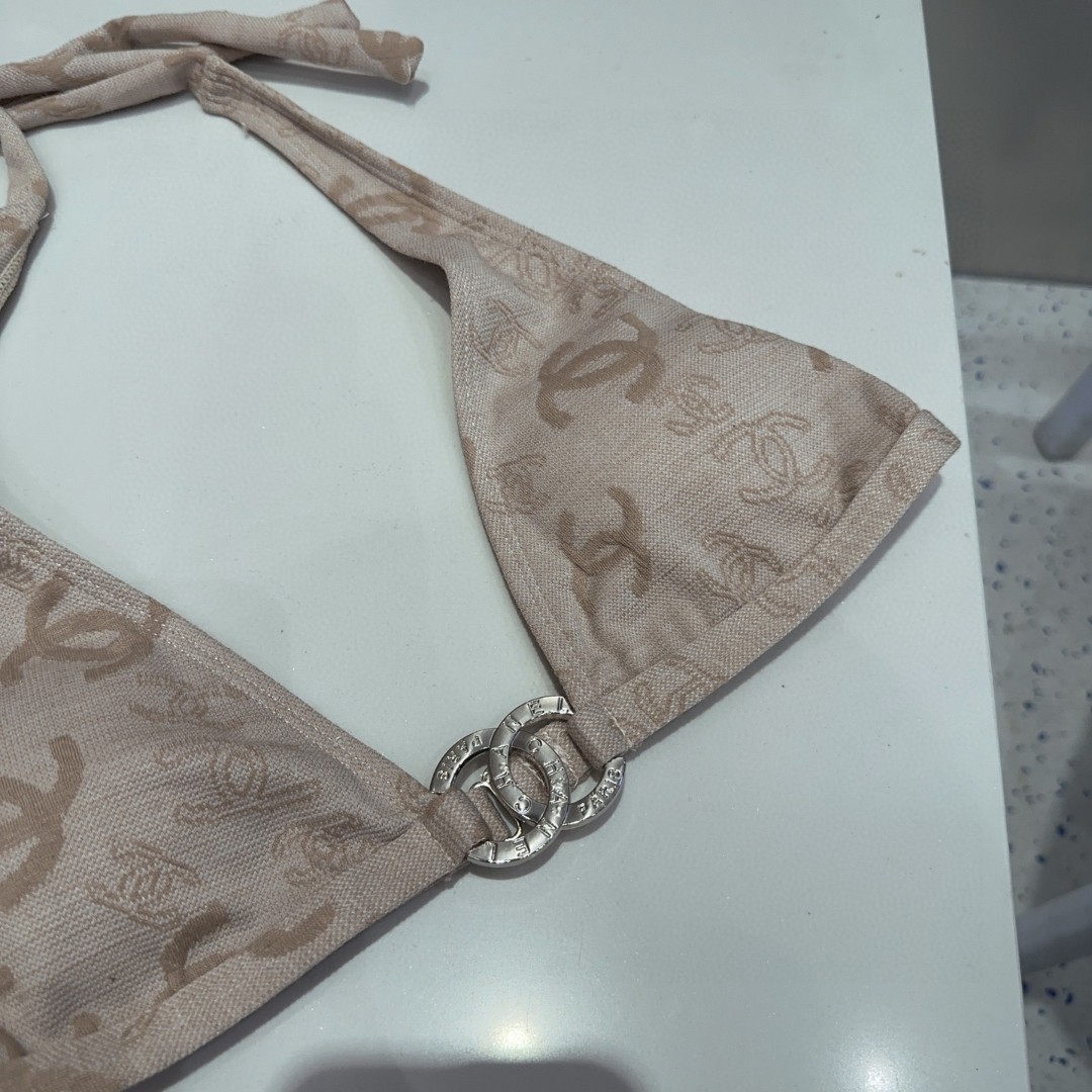 香奈儿泳衣，时尚达人必备。超级显身材！SML