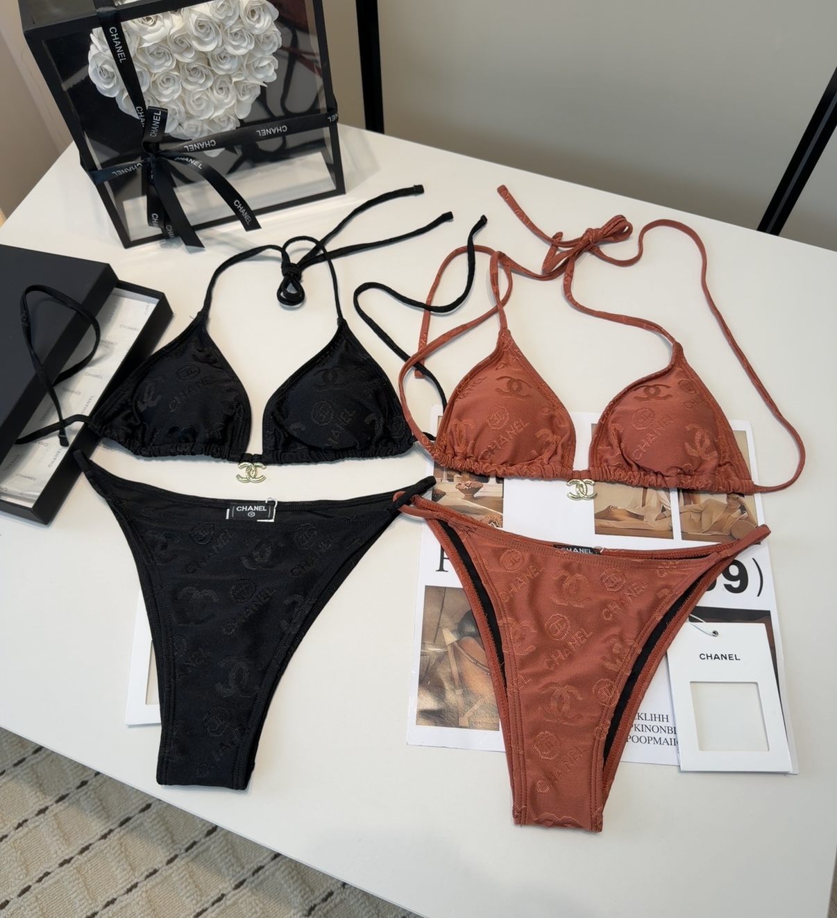 香奈儿泳衣，实物实在太美了！拍不出来它的美😍谁穿谁美！很值得入手✋ SML