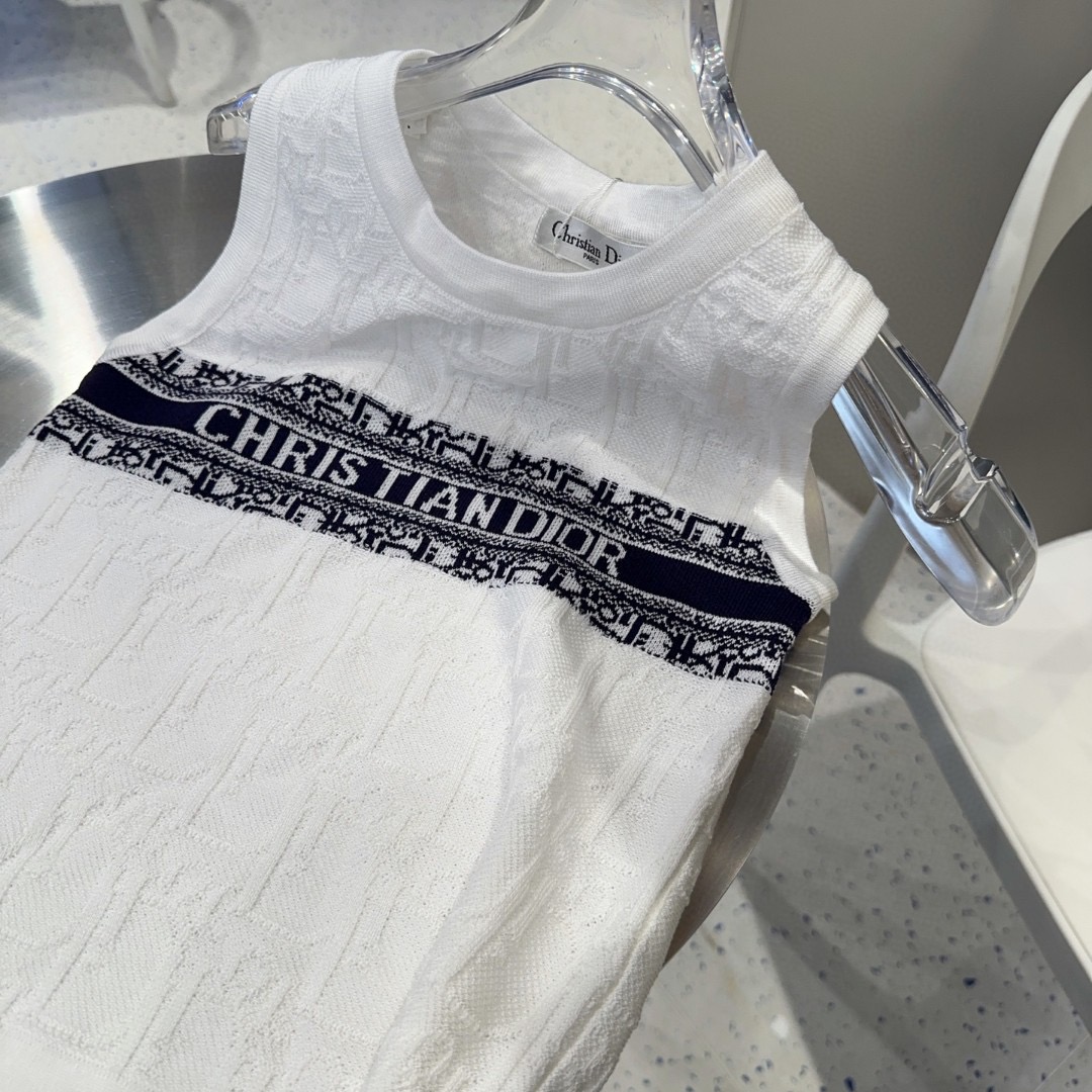 迪奥背心，搭外套单穿超🔥爆均码