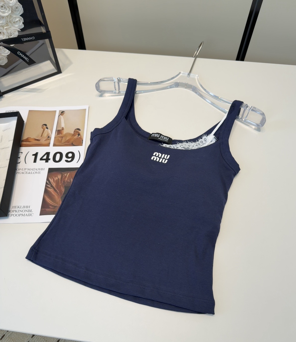 Miumiu背心，搭外套单穿超🔥爆均码