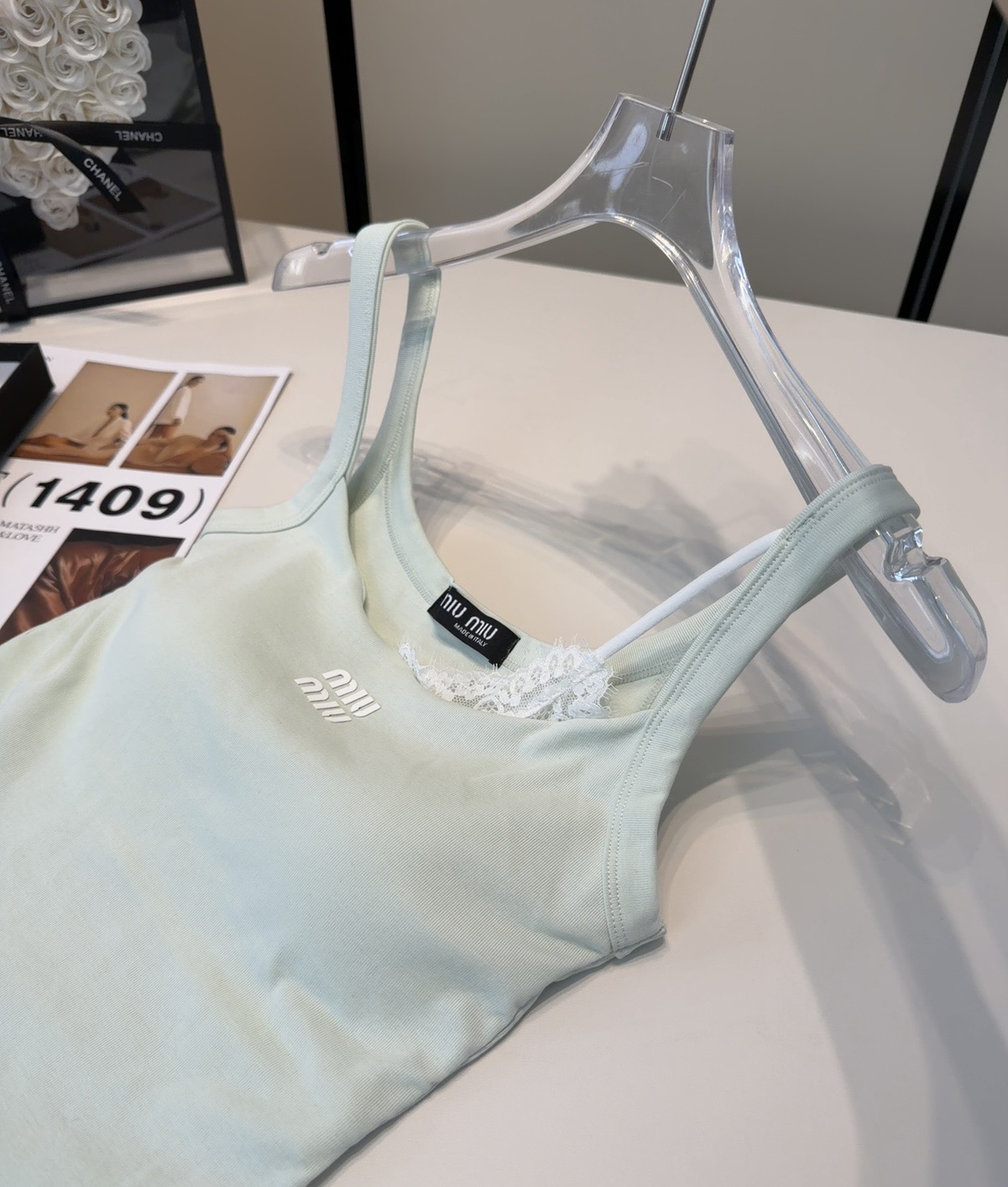 Miumiu背心，搭外套单穿超🔥爆均码