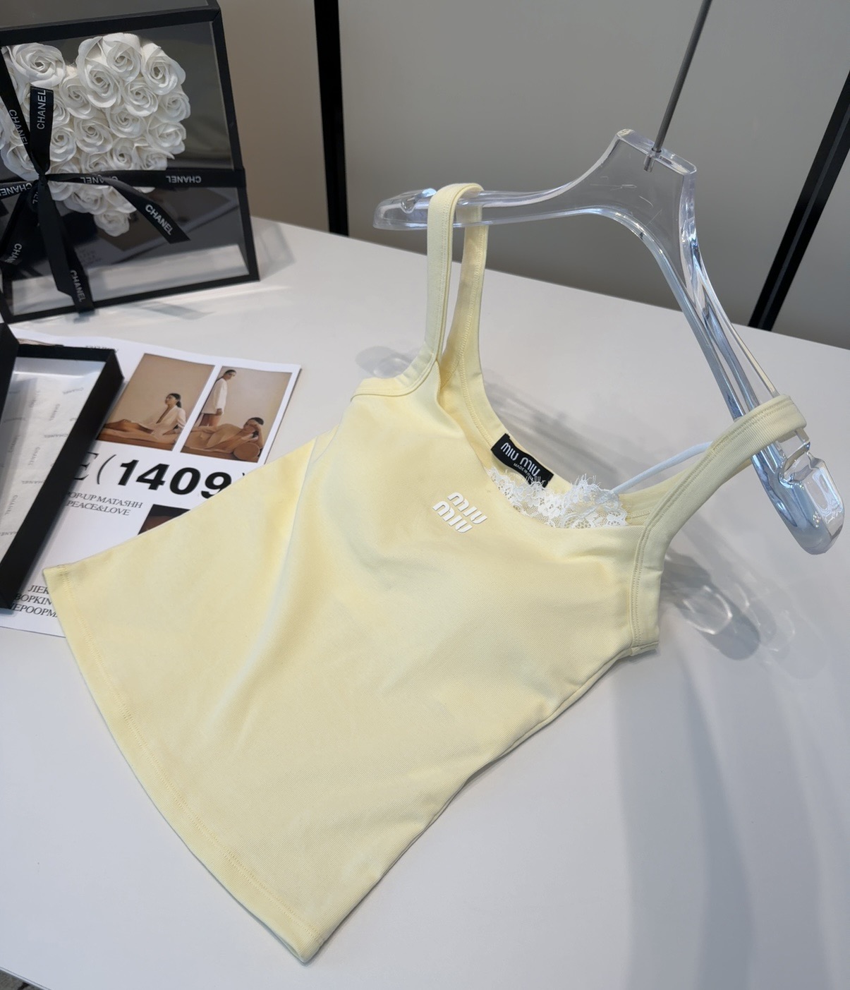 Miumiu背心，搭外套单穿超🔥爆均码