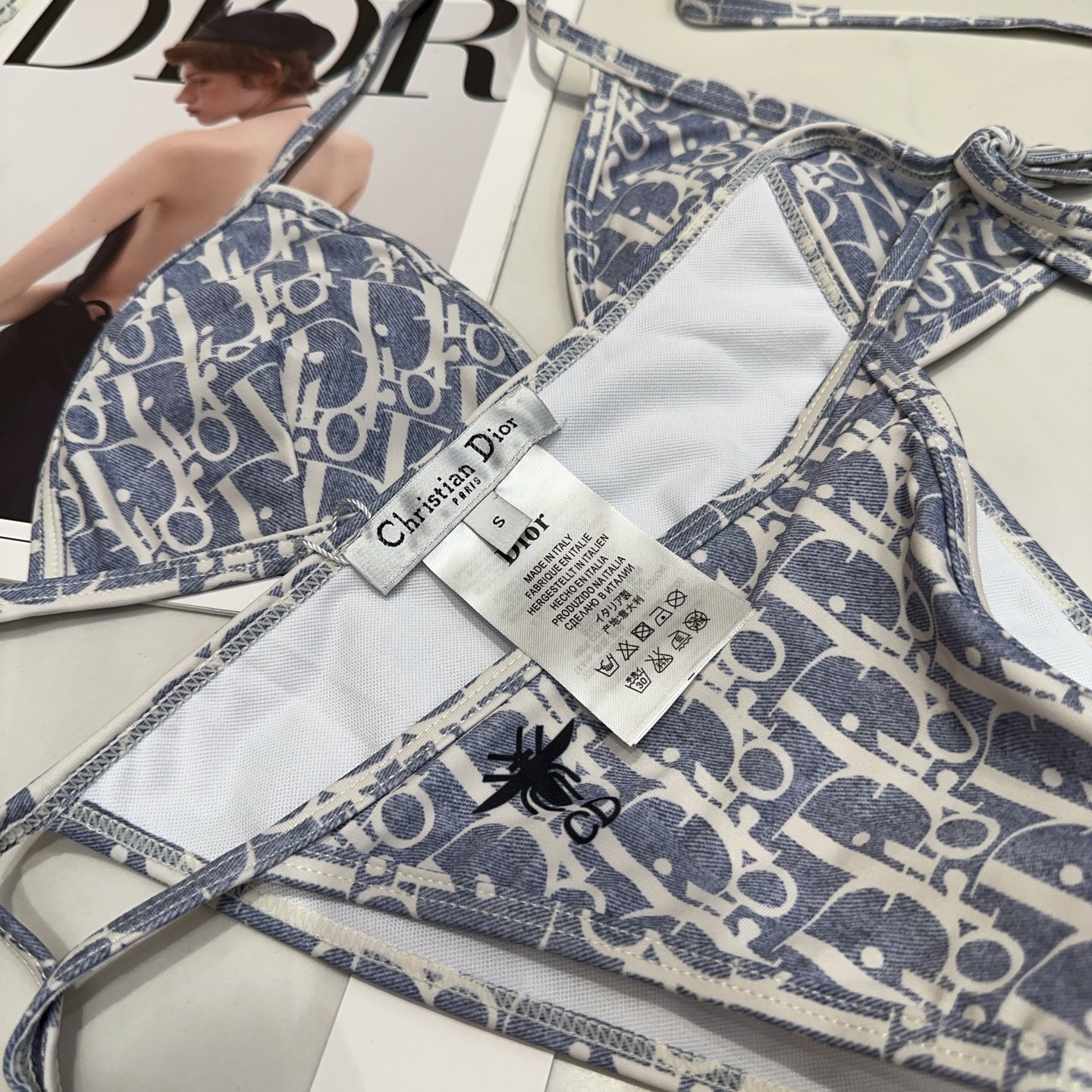 迪奥泳衣，时尚潮人必备！实物超级好看！海边度假拍照超级好！SML