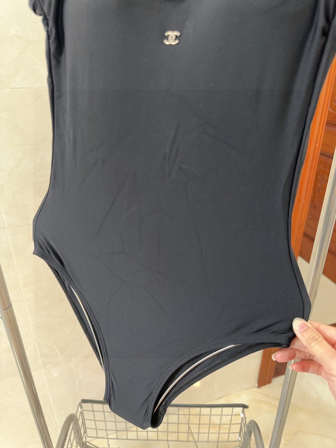 香奈儿泳衣，时尚达人必备。超级显身材！SML