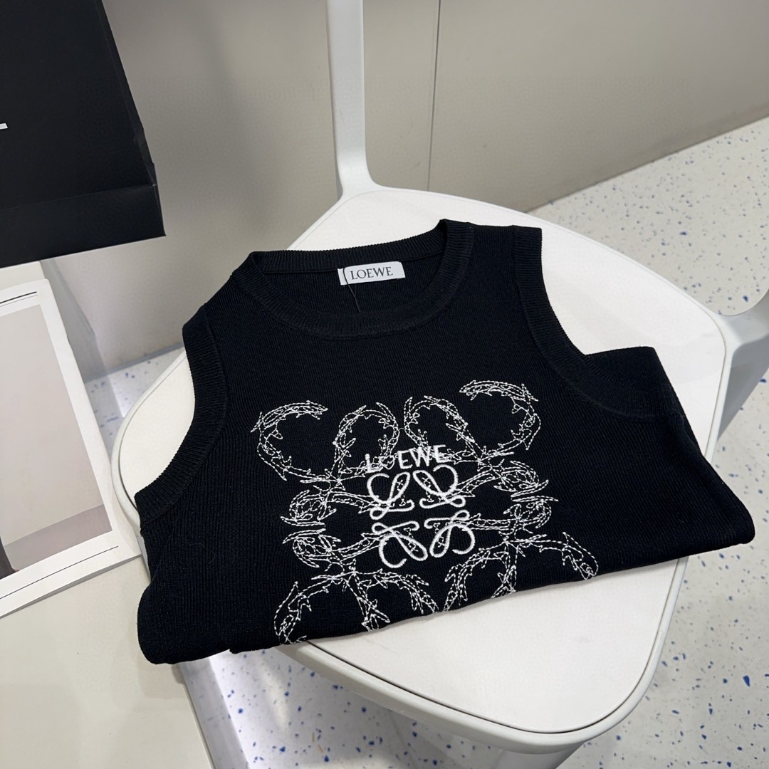 罗意威背心，搭外套单穿超🔥爆均码