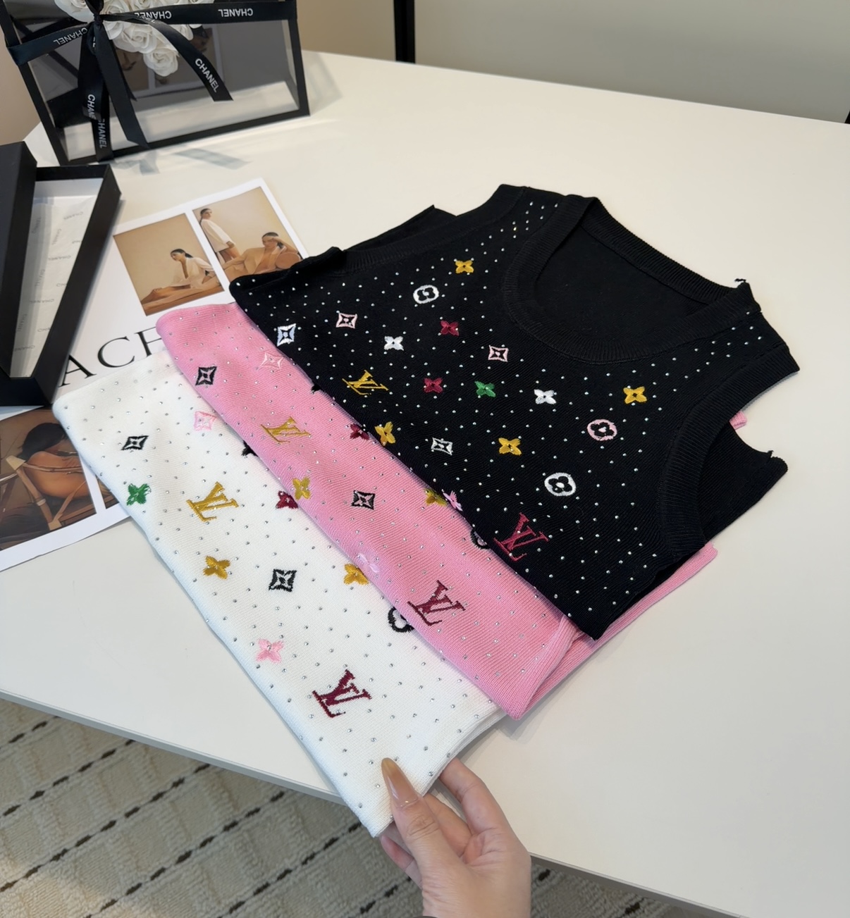 Lv背心，搭外套单穿超🔥爆均码