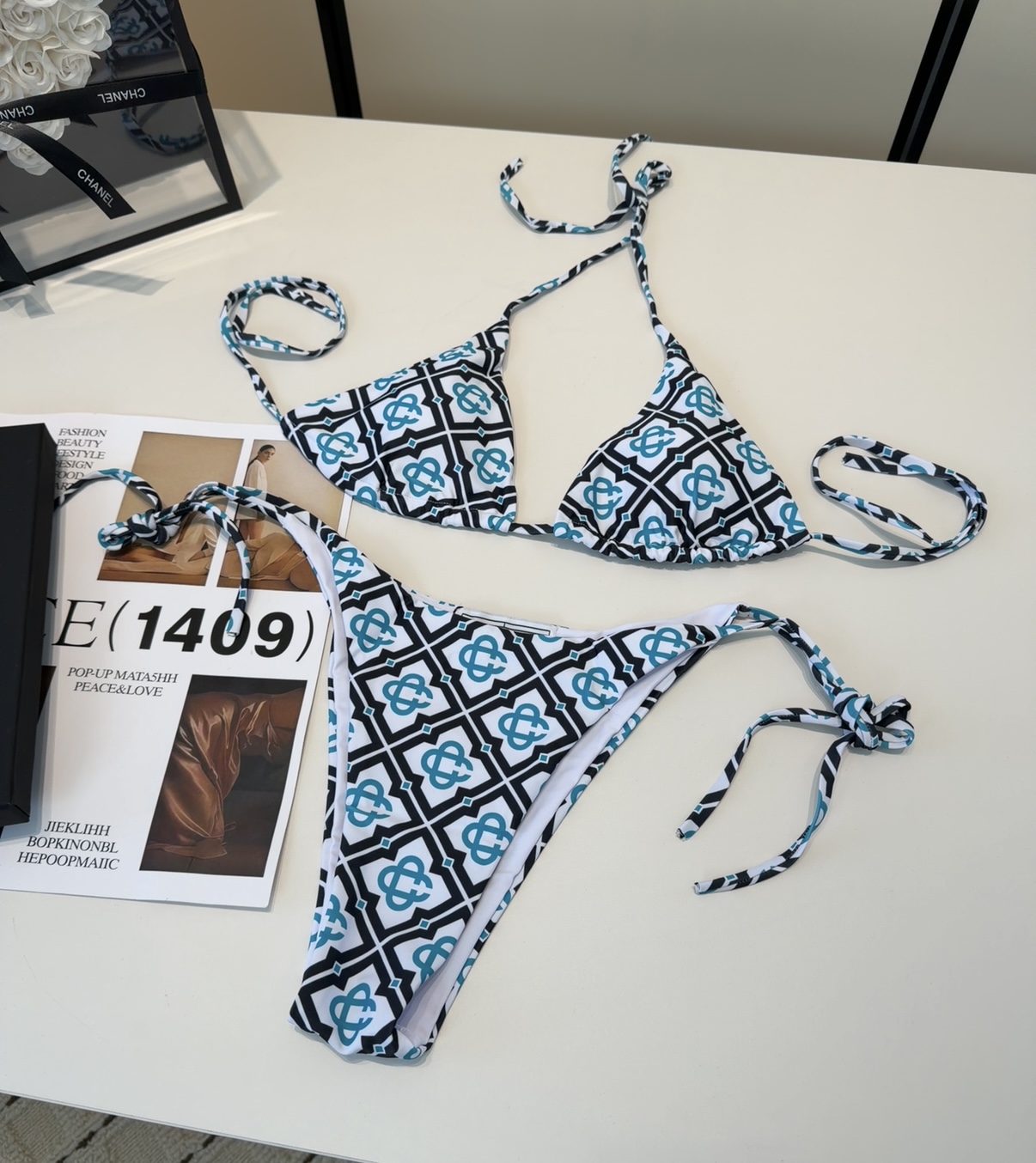 NO:754348,Trendy brand swimsuits, a must-have for fashionistas!  The real thing is super nice!  It’s great to take photos on vacation at the beach!  SML swimsuit, swim trunks, bikini, swimsuit, swimming trunks, bikini, swimsuits, bikinis19860909潮牌泳衣,时尚潮人必备！实物超级好看！海边度假拍照超级好！SML泳衣泳裤比基尼,泳衣，泳裤，比基尼,swimsuits,bikinis,accessory
