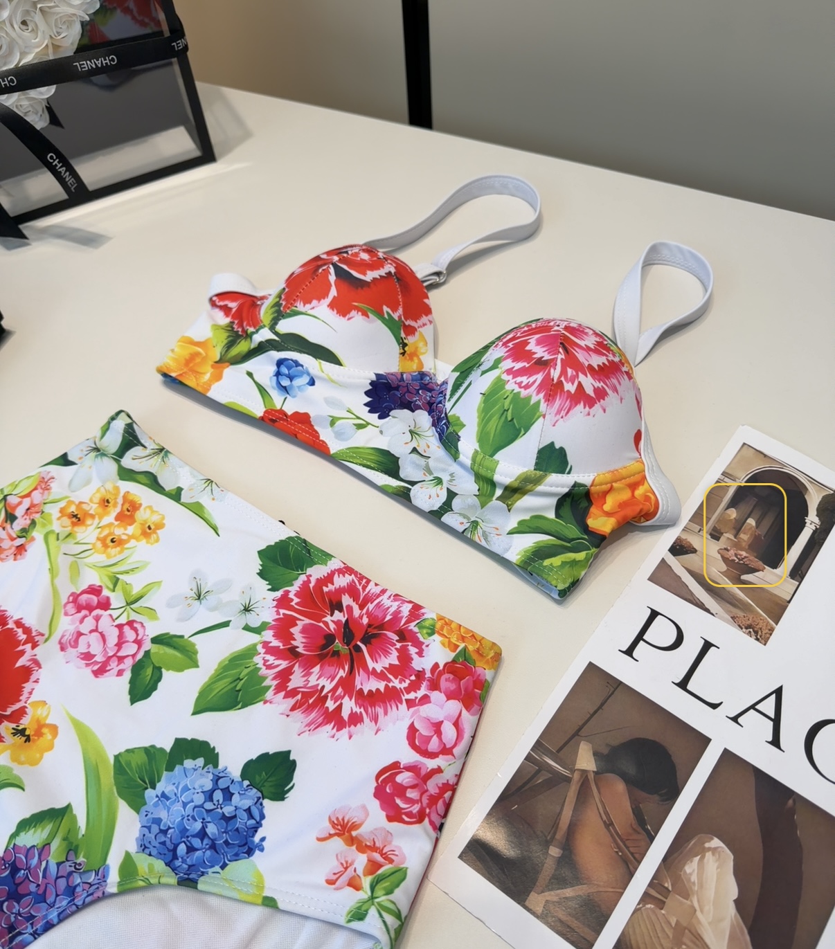 Dg泳衣，时尚潮人必备！实物超级好看！海边度假拍照超级好！SML