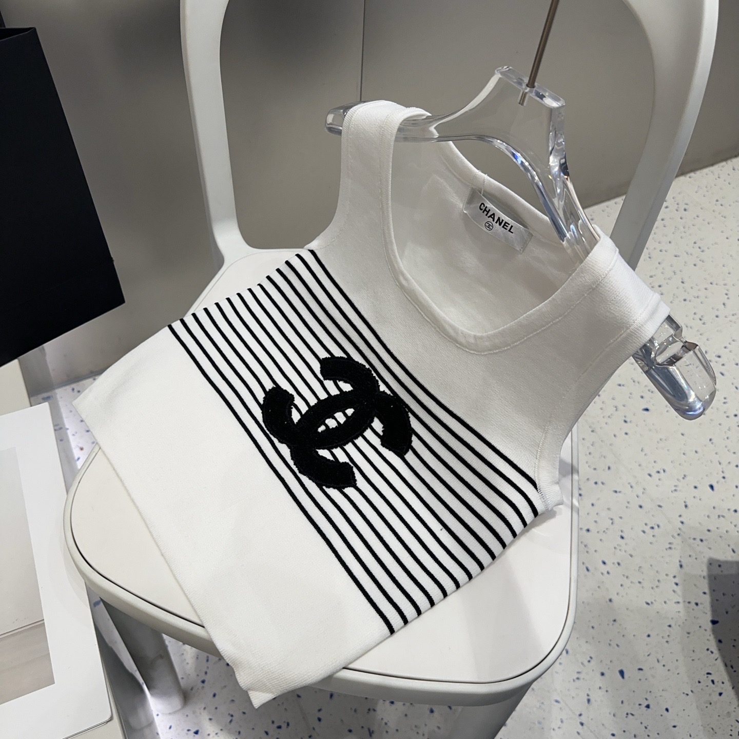 香奈儿小背心，搭外套单穿超🔥爆均码