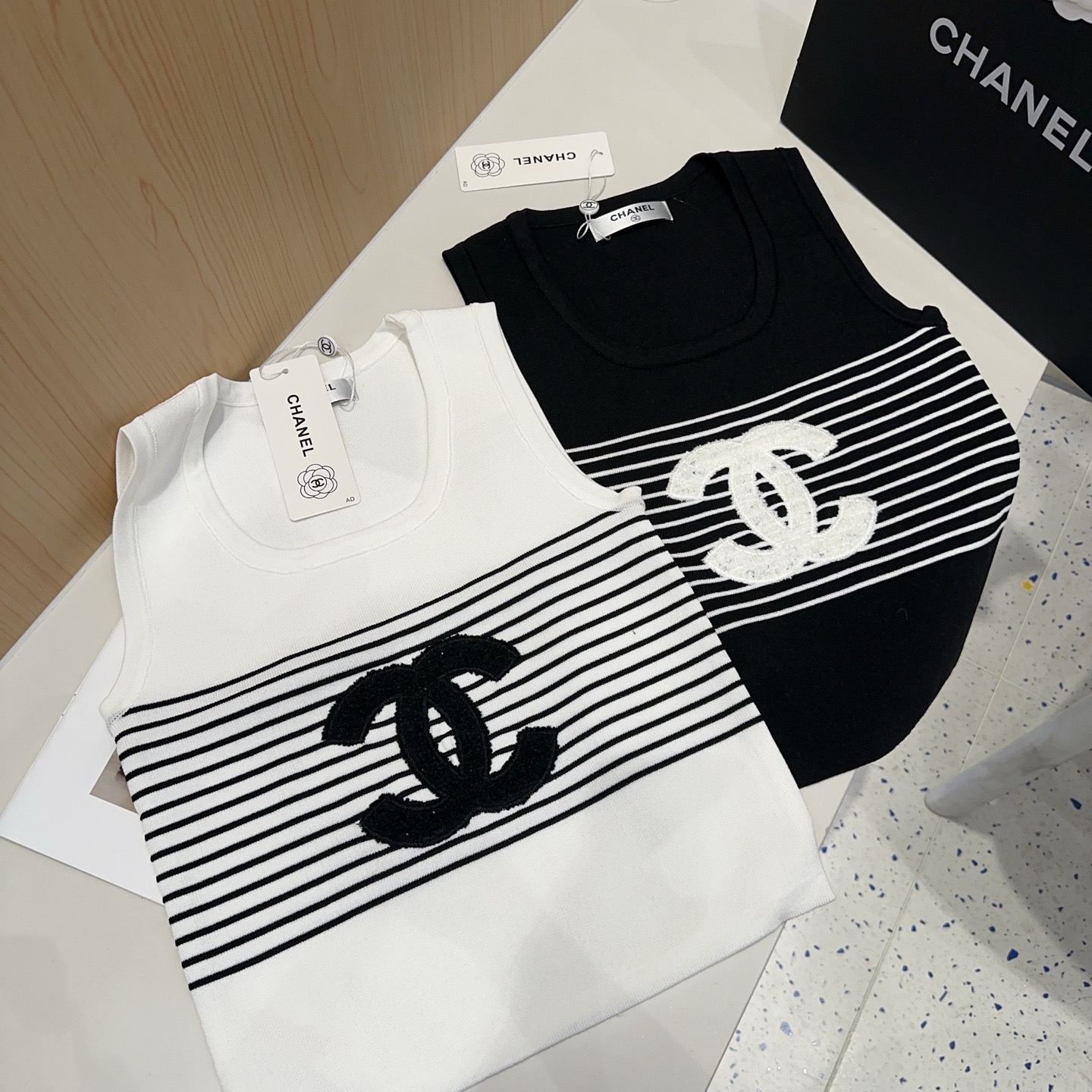 香奈儿小背心，搭外套单穿超🔥爆均码