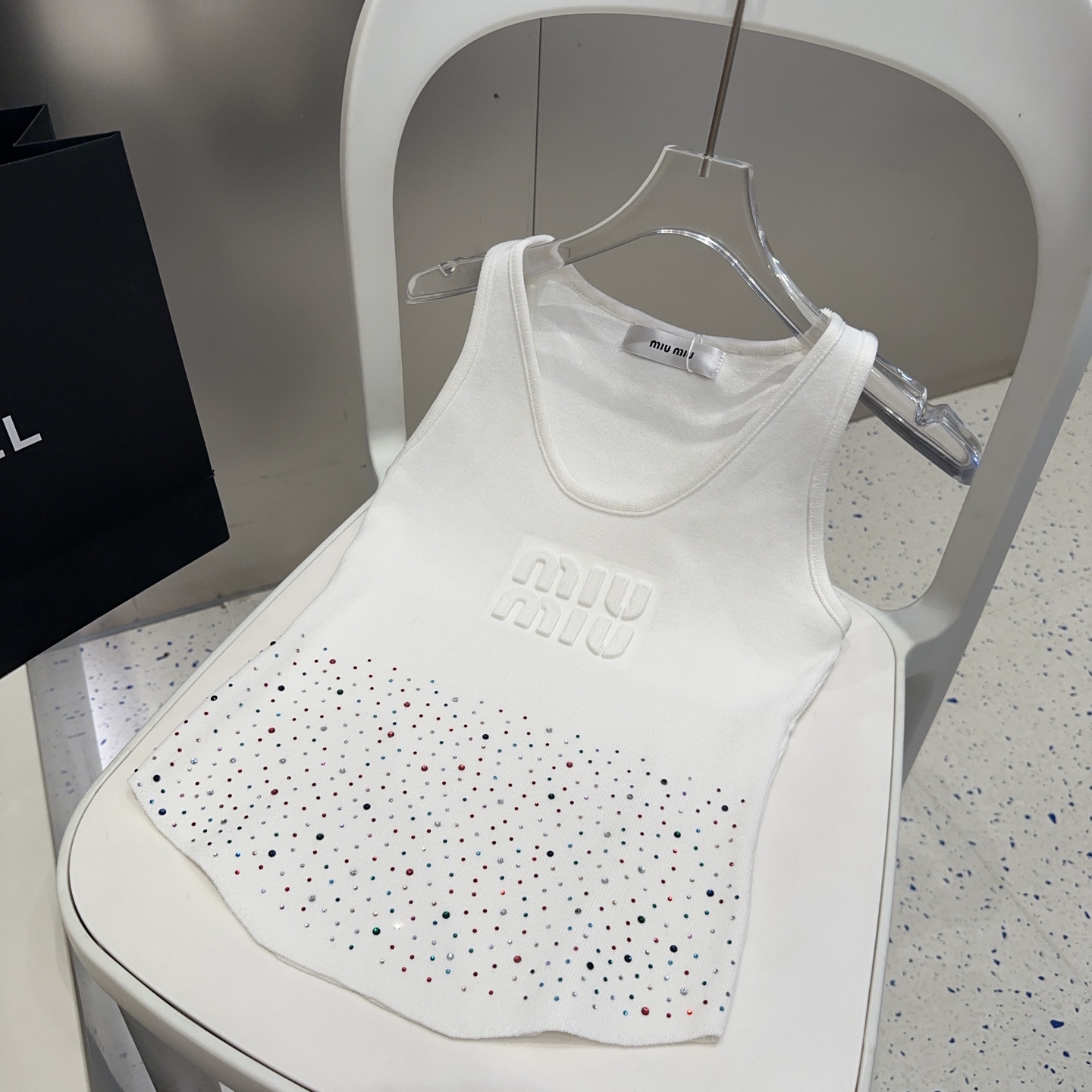 miumiu背心，搭外套单穿超🔥爆均码