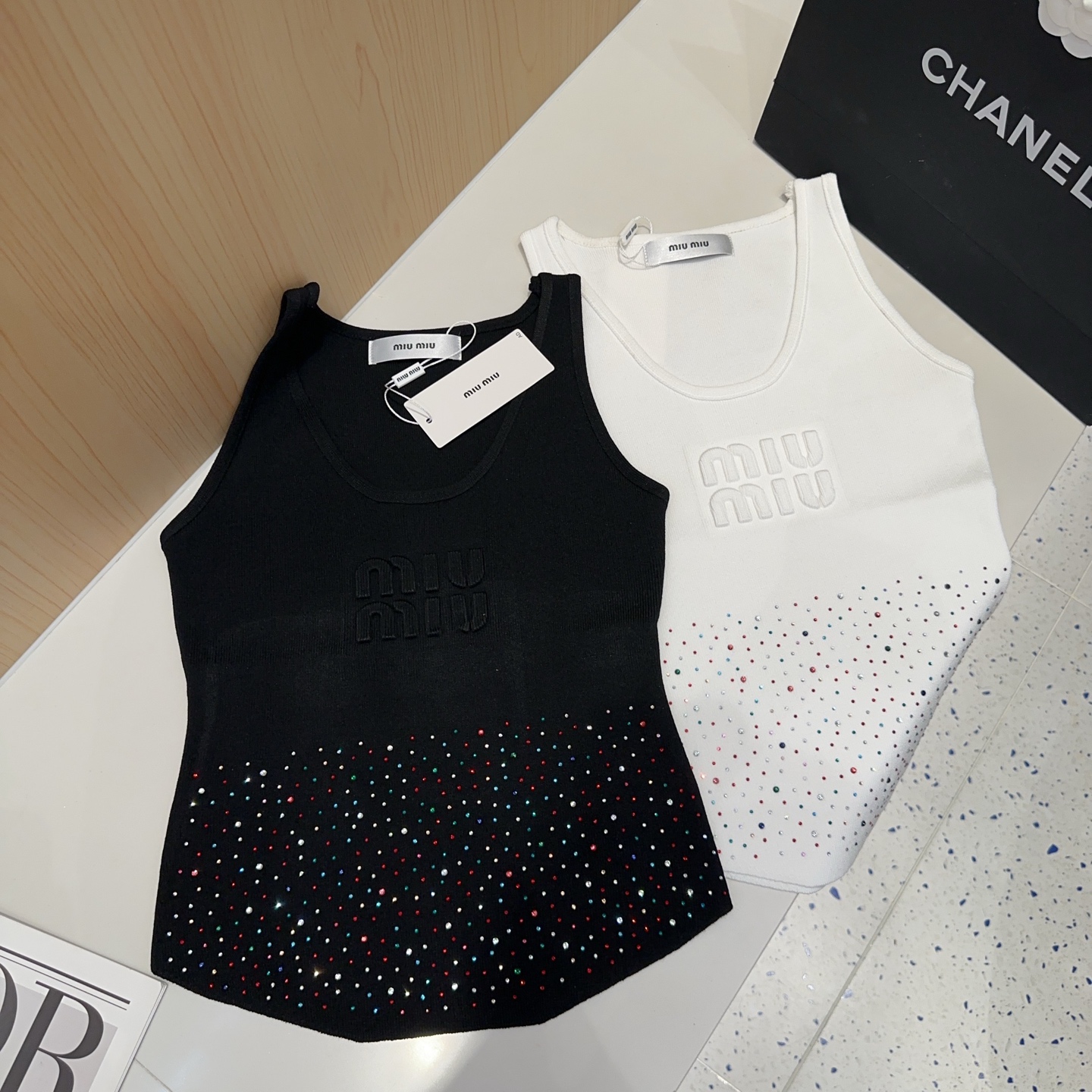 miumiu背心，搭外套单穿超🔥爆均码