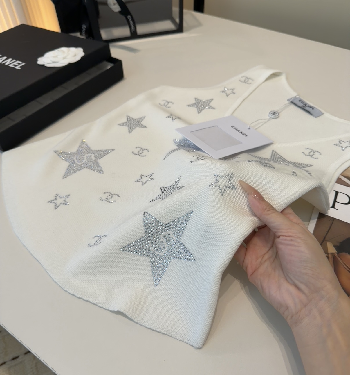 香奈儿烫钻背心，搭外套单穿超🔥爆均码