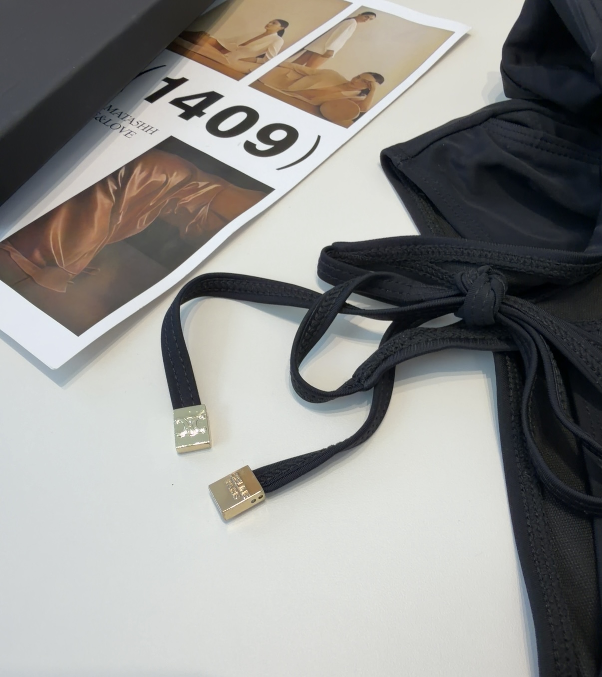 塞琳泳衣，实物实在太美了！拍不出来它的美😍谁穿谁美！很值得入手✋ SML