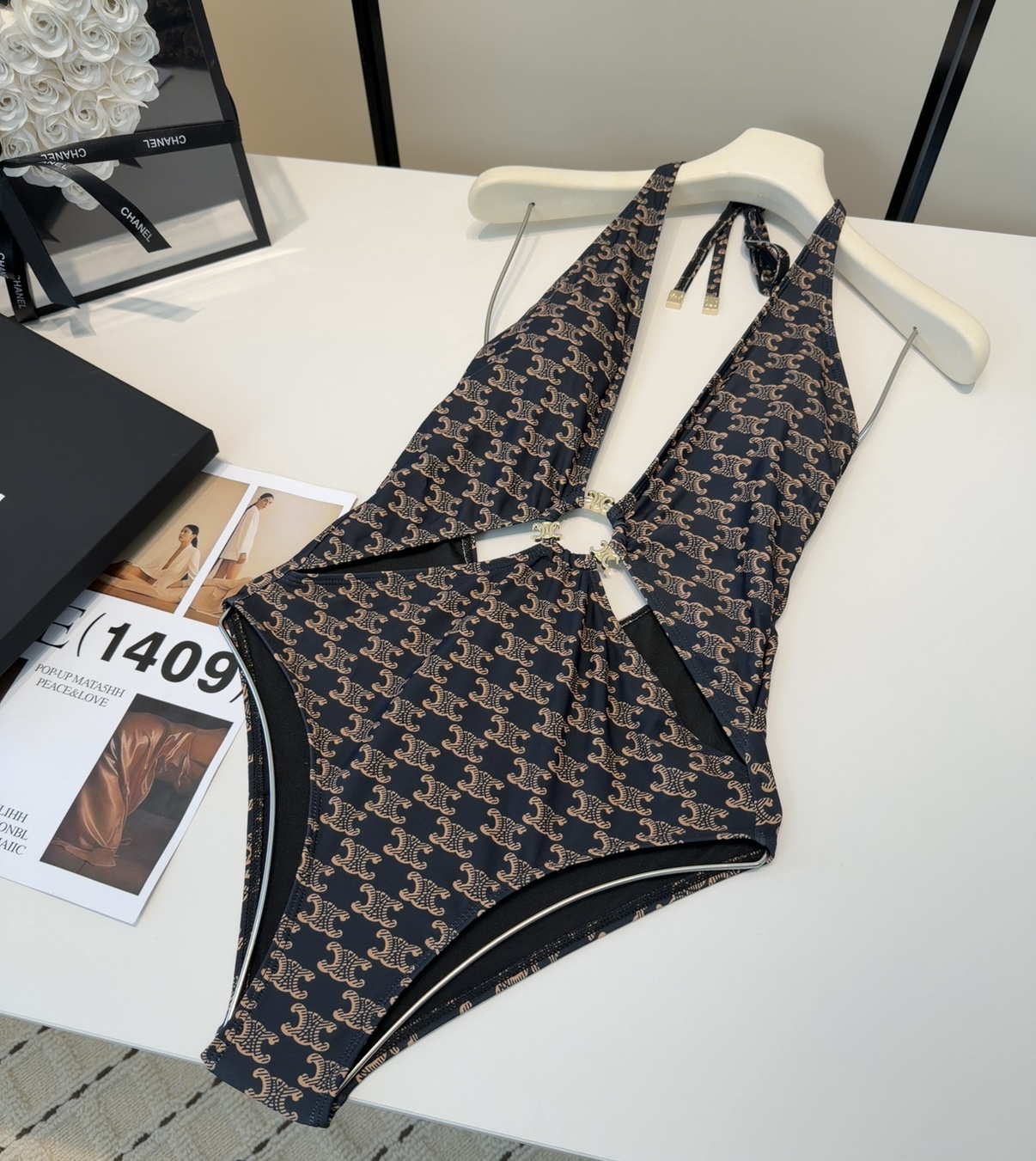 塞琳泳衣，实物实在太美了！拍不出来它的美😍谁穿谁美！很值得入手✋ SML