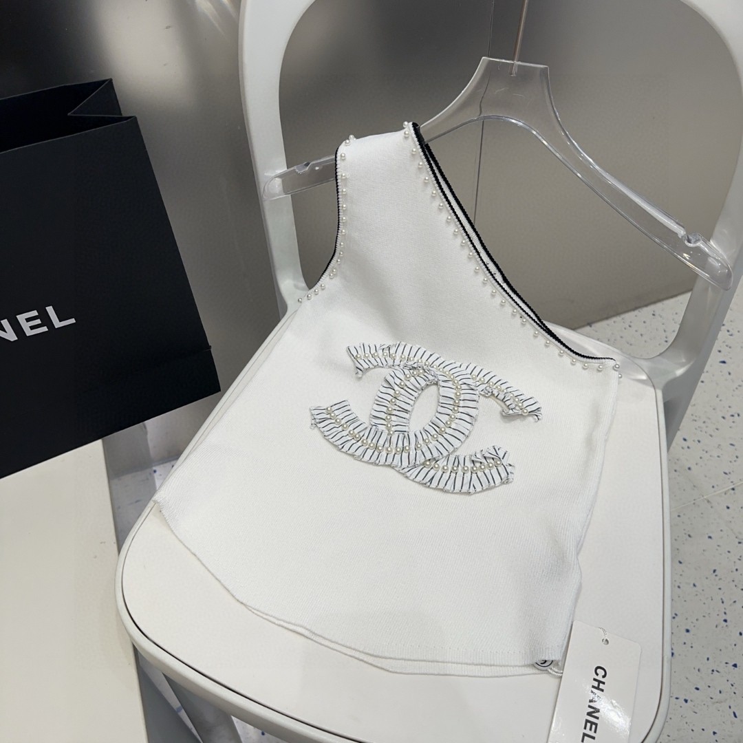 香奈儿小背心，搭外套单穿超🔥爆均码