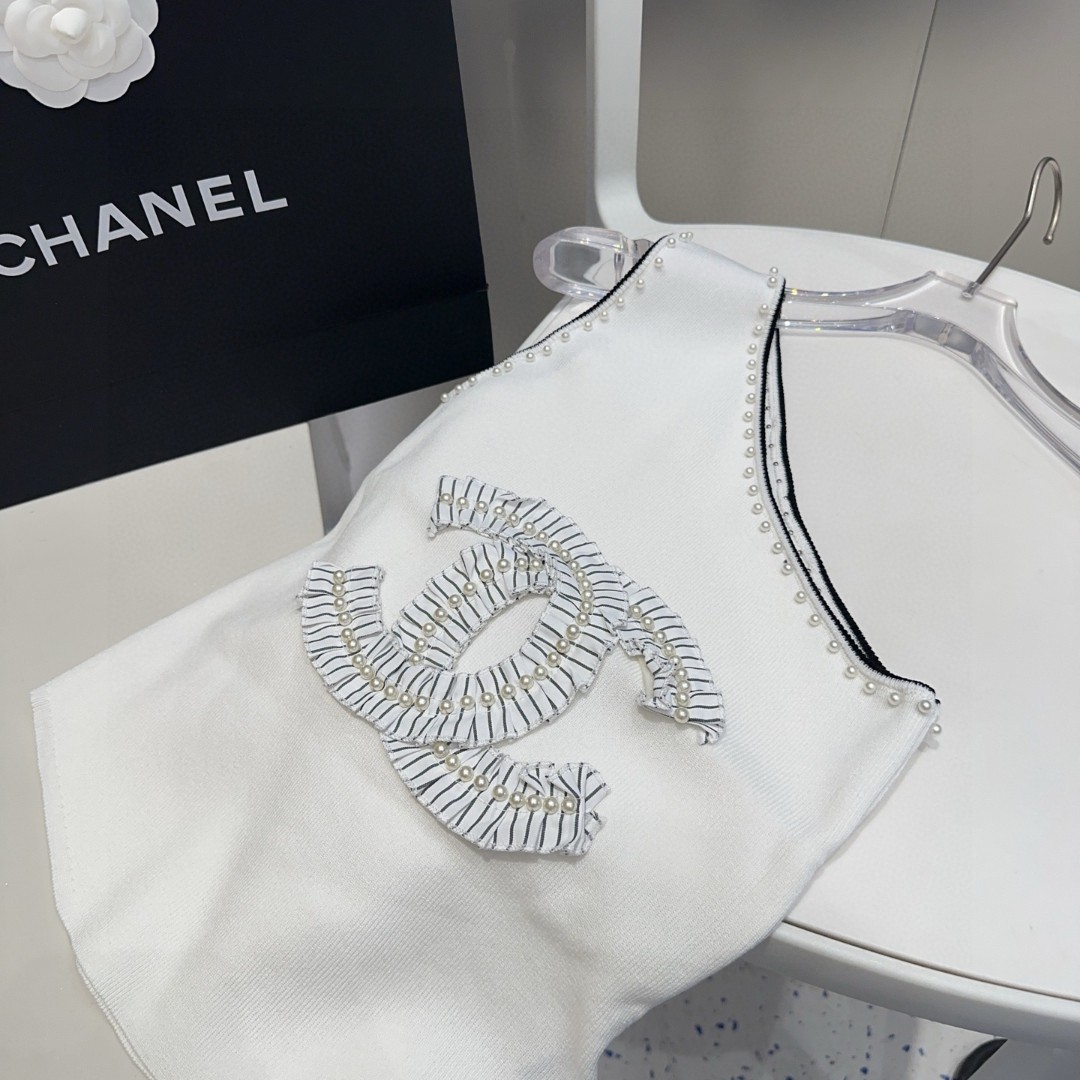 香奈儿小背心，搭外套单穿超🔥爆均码