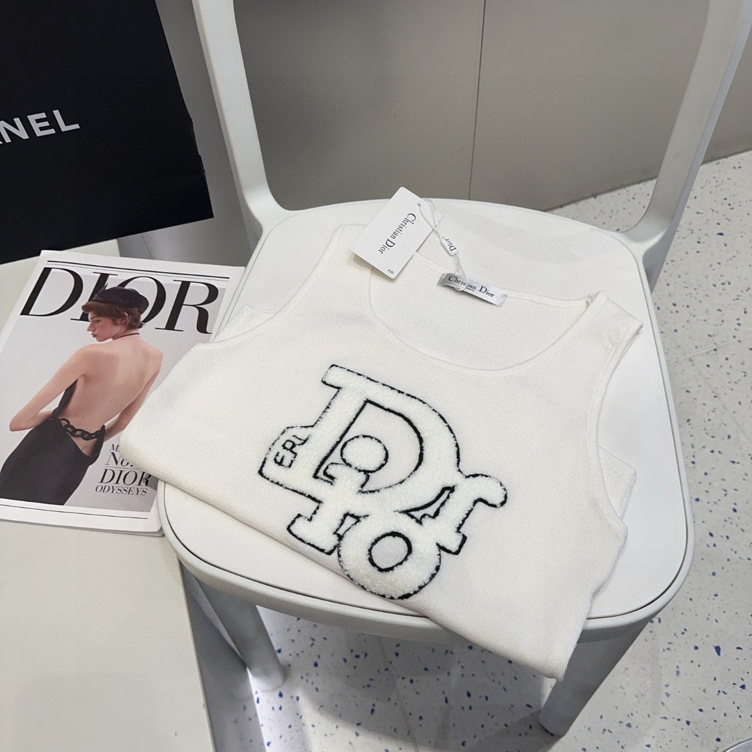 迪奥背心，搭外套单穿超🔥爆均码