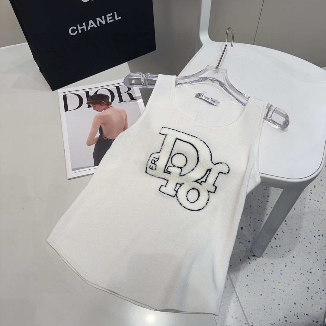 迪奥背心，搭外套单穿超🔥爆均码