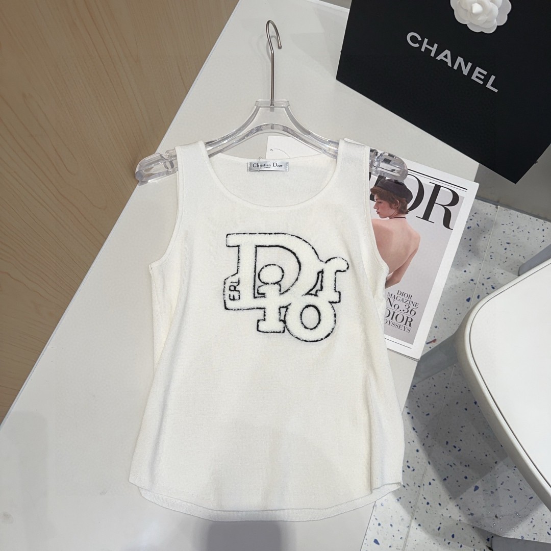 迪奥背心，搭外套单穿超🔥爆均码