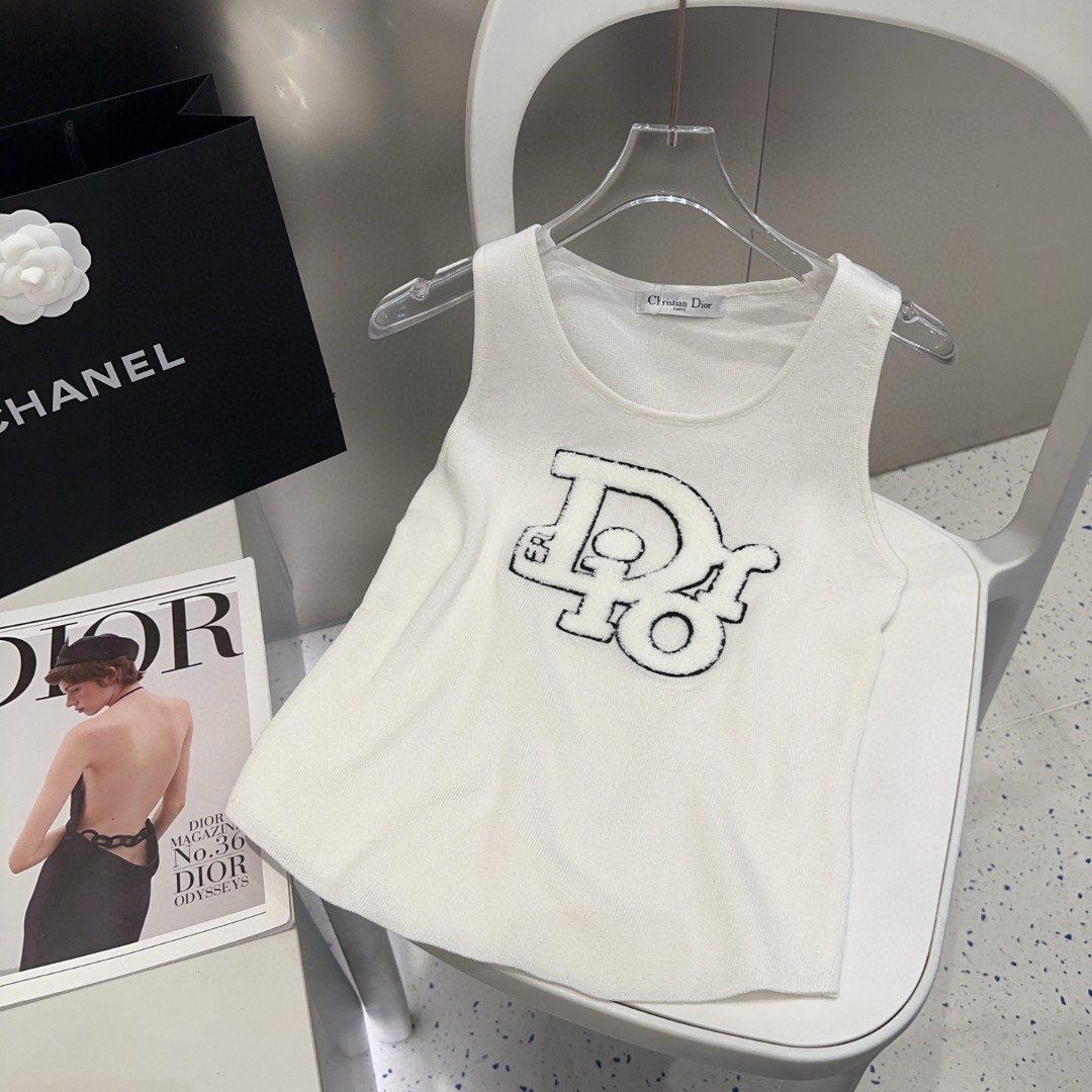 迪奥背心，搭外套单穿超🔥爆均码