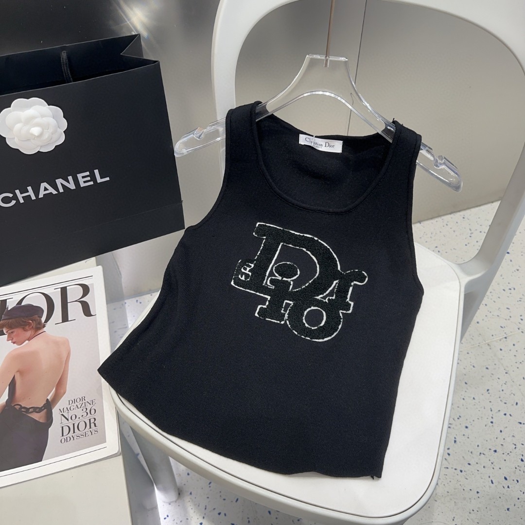 迪奥背心，搭外套单穿超🔥爆均码