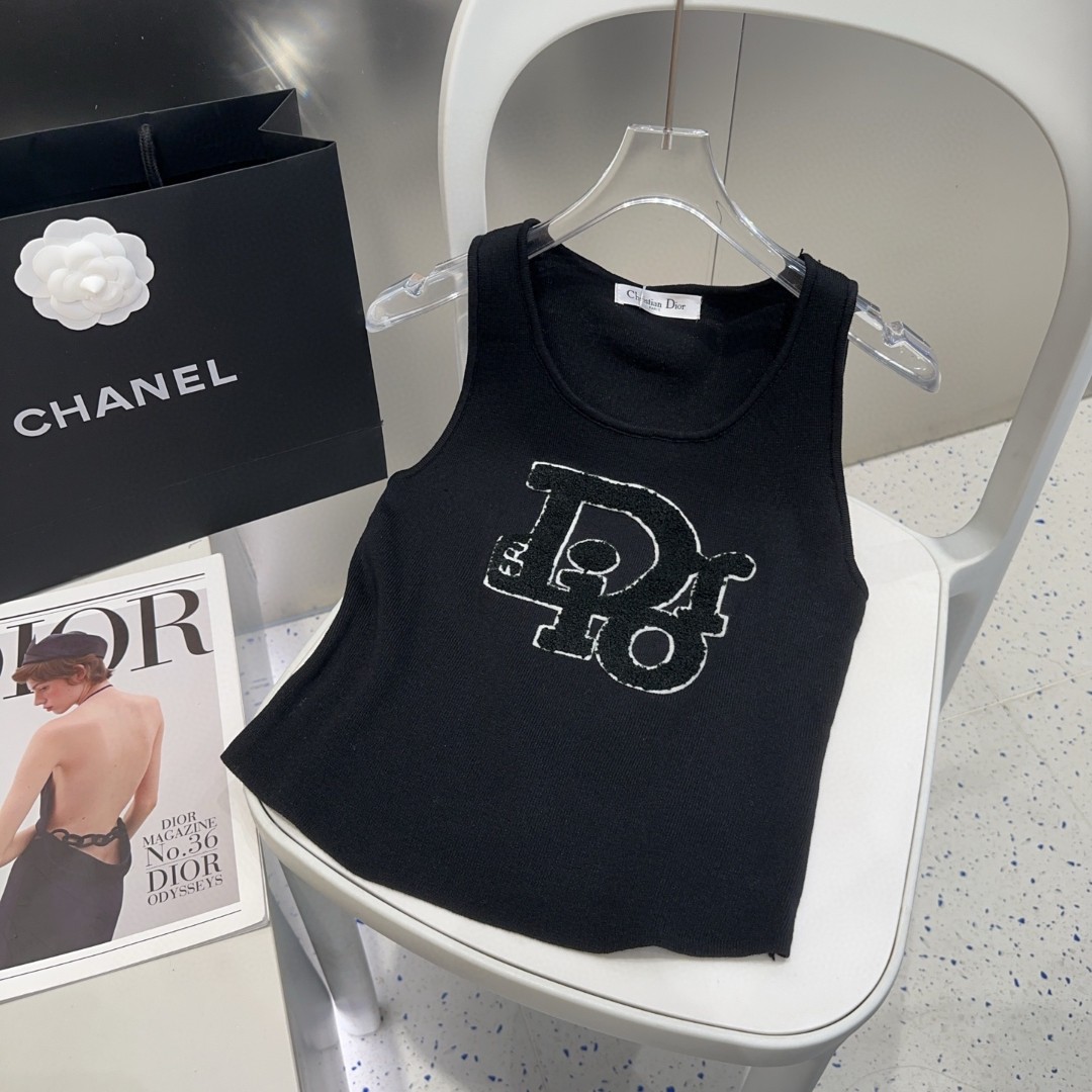 迪奥背心，搭外套单穿超🔥爆均码
