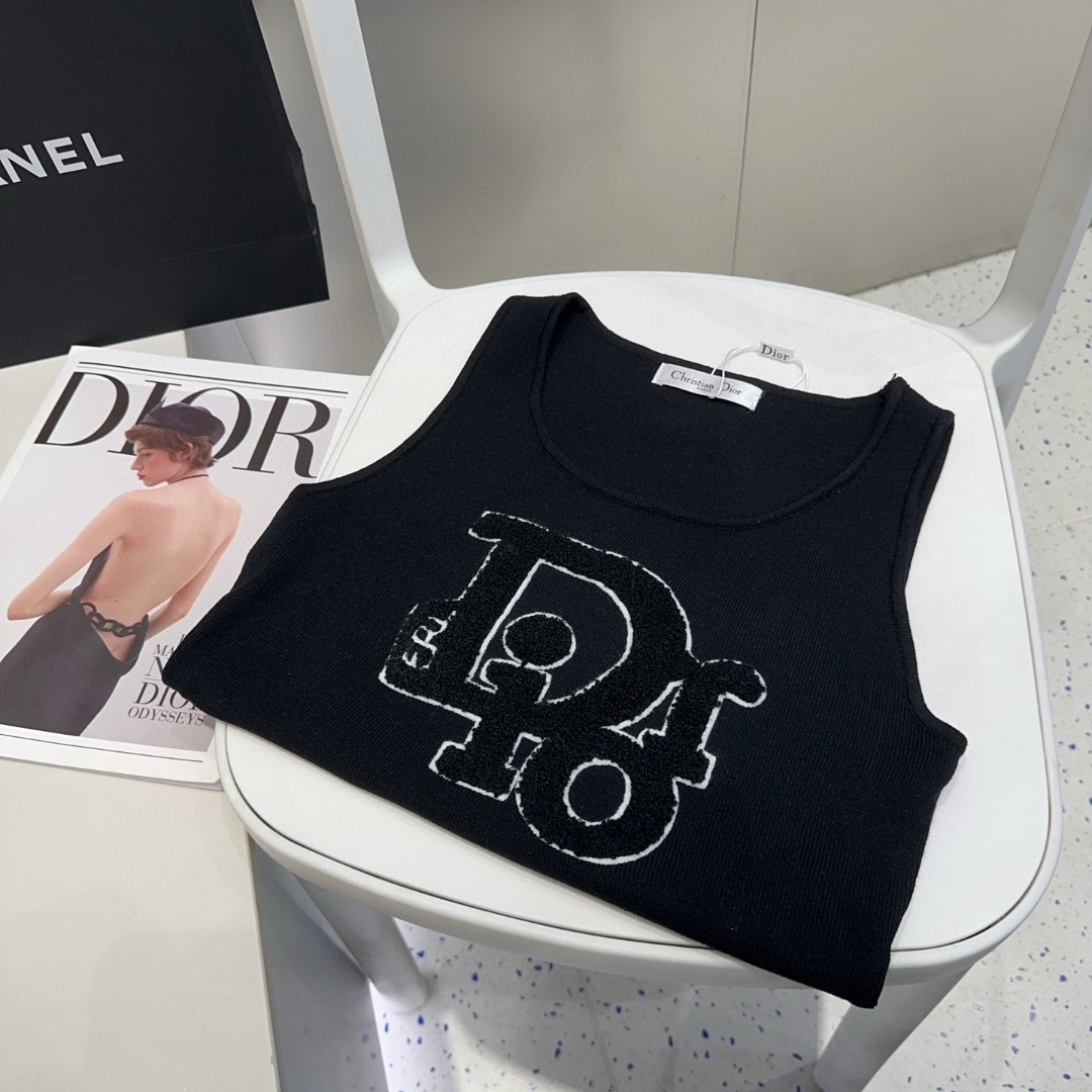 迪奥背心，搭外套单穿超🔥爆均码