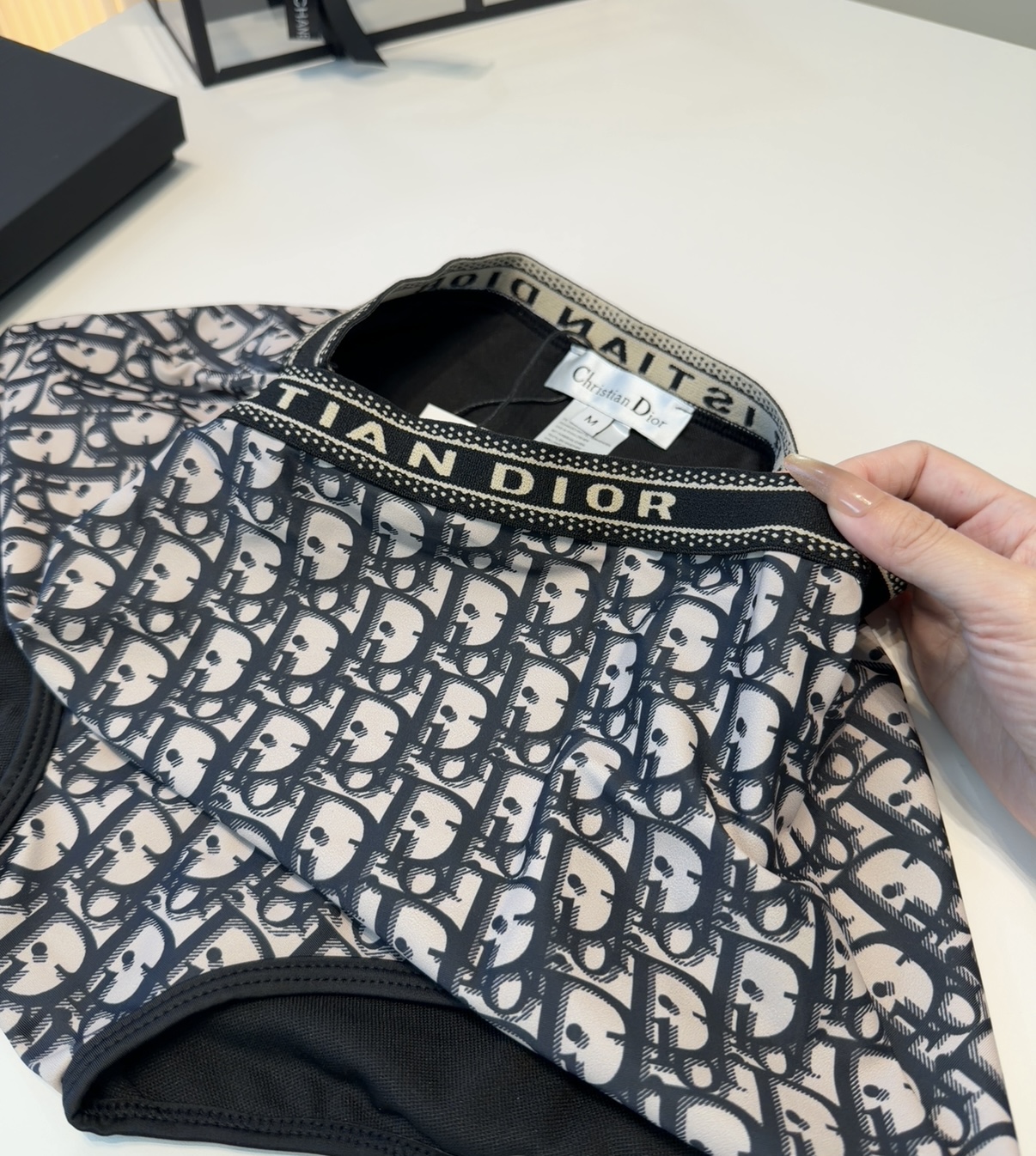 迪奥泳衣，上身显瘦而且好看！穿着很洋气😍SML