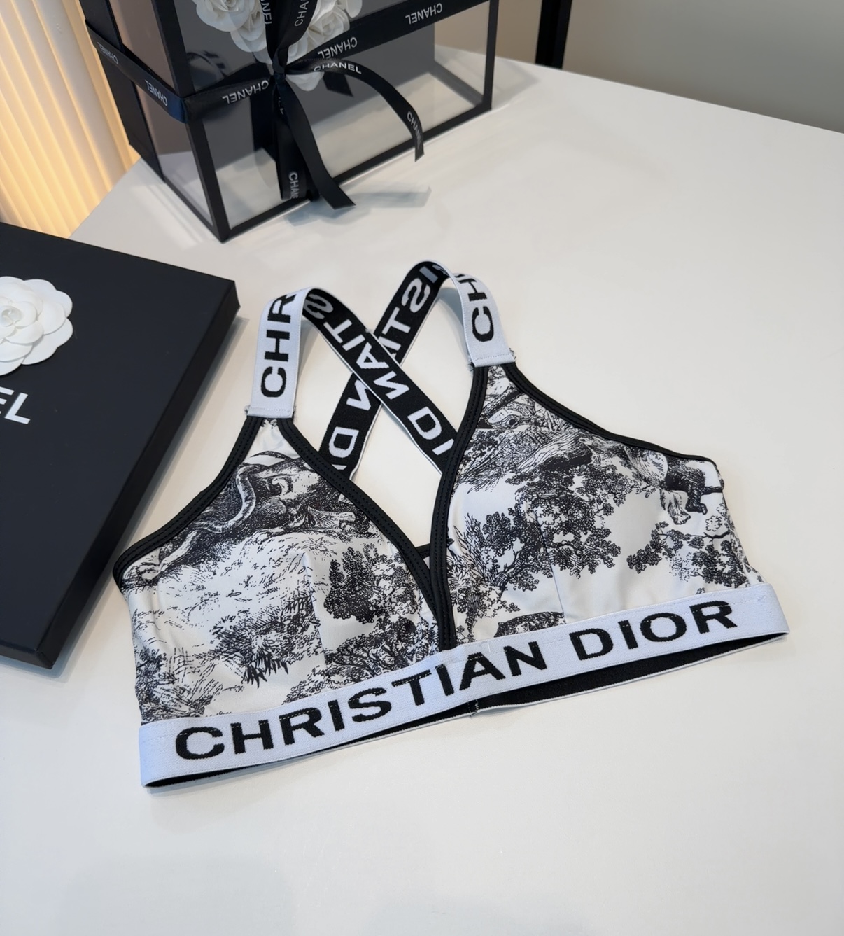 迪奥泳衣，上身显瘦而且好看！穿着很洋气😍SML