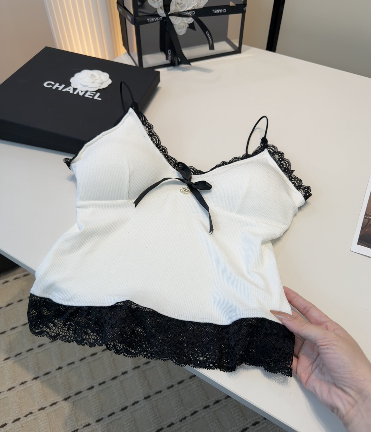 香奈儿背心，搭外套单穿超🔥爆均码