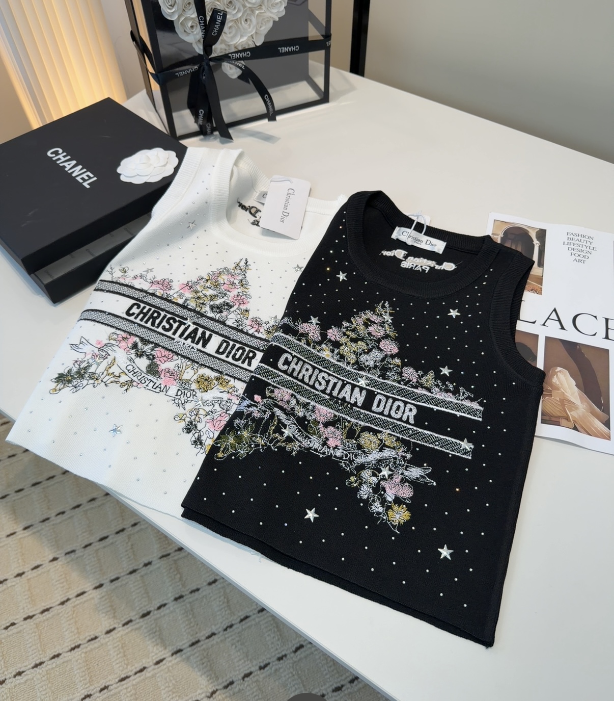 NO:754405,Dior vest, worn alone with a jacket, one-size-fits-all swimsuits, swim trunks, bikinis, swimsuits, swimming trunks, bikinis, dior, jackets & coats, swimsuits, bikinis19860909迪奥背心,搭外套单穿超爆 均码泳衣泳裤比基尼,泳衣，泳裤，比基尼,dior,jackets & coats,swimsuits,bikinis,accessory