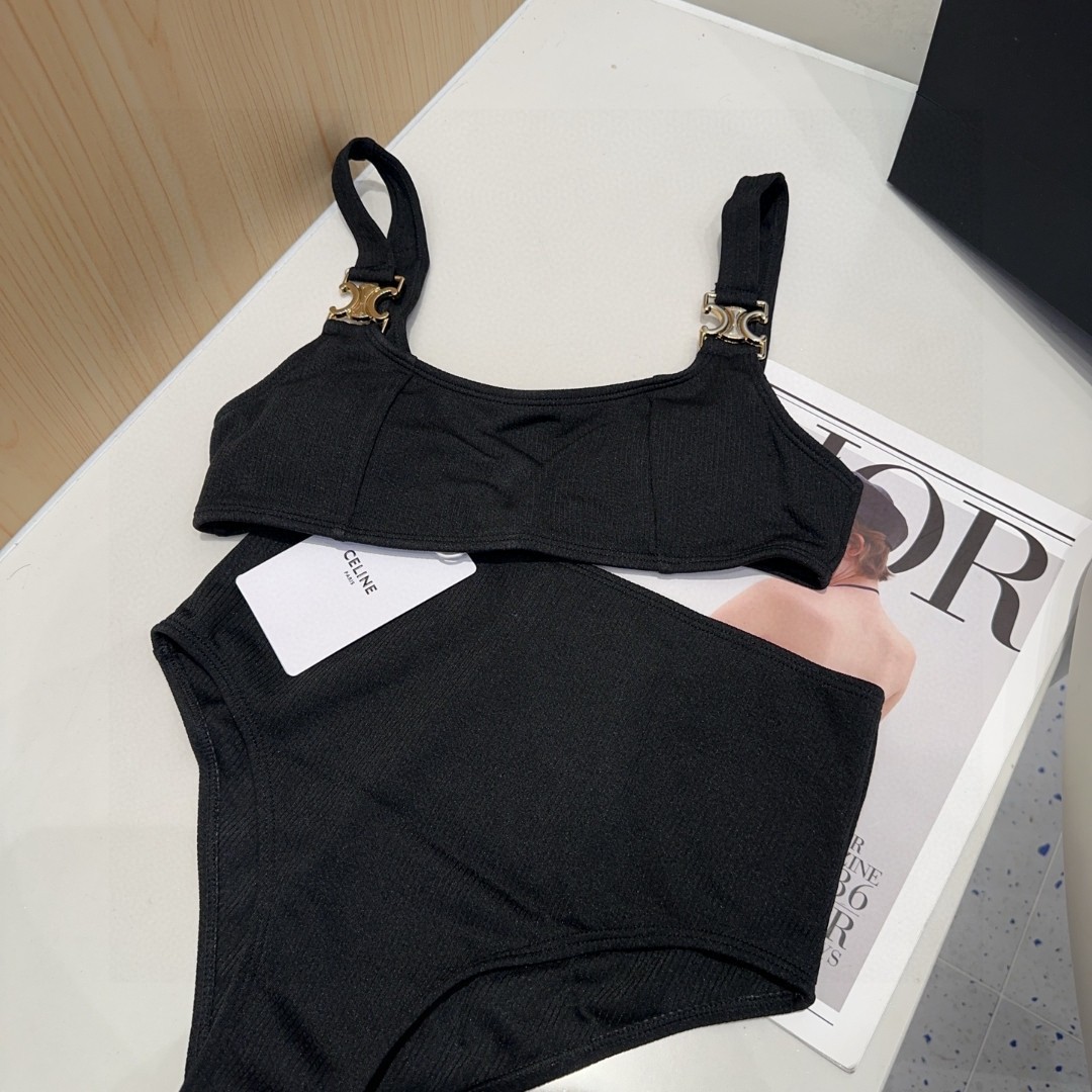 塞琳泳衣，实物实在太美了！拍不出来它的美😍谁穿谁美！很值得入手✋ SML