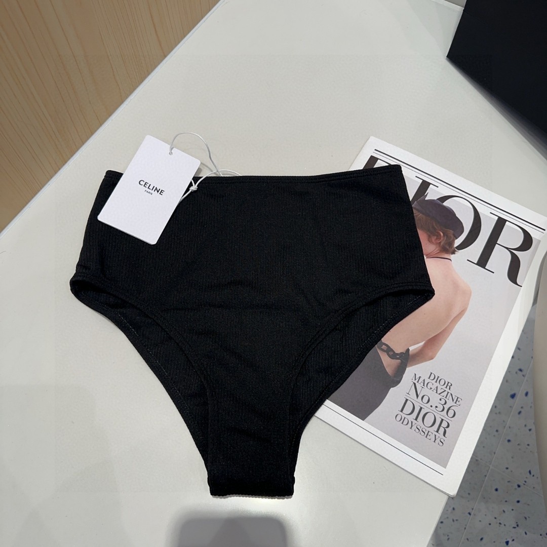 塞琳泳衣，实物实在太美了！拍不出来它的美😍谁穿谁美！很值得入手✋ SML