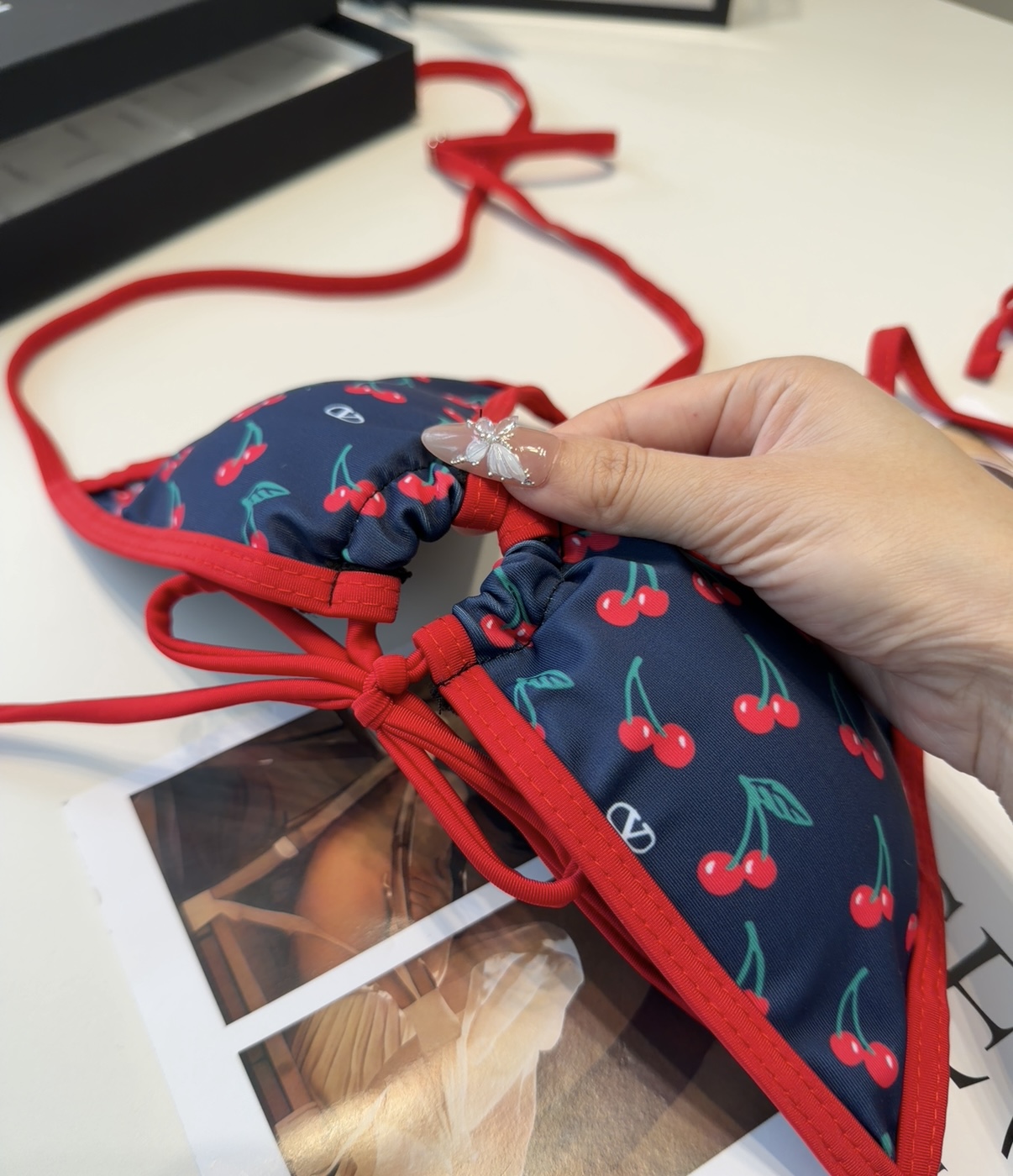 DG泳衣，实物实在太美了！拍不出来它的美😍谁穿谁美！很值得入手✋ SML