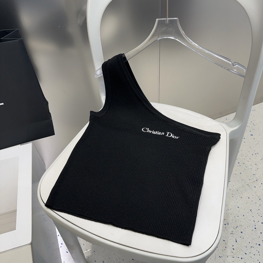 迪奥斜肩针织背心