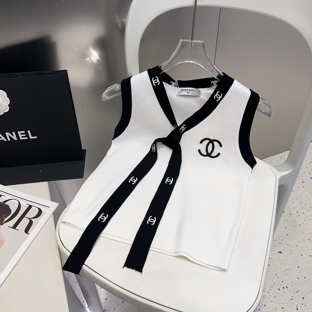 香奈儿小背心，搭外套单穿超🔥爆均码