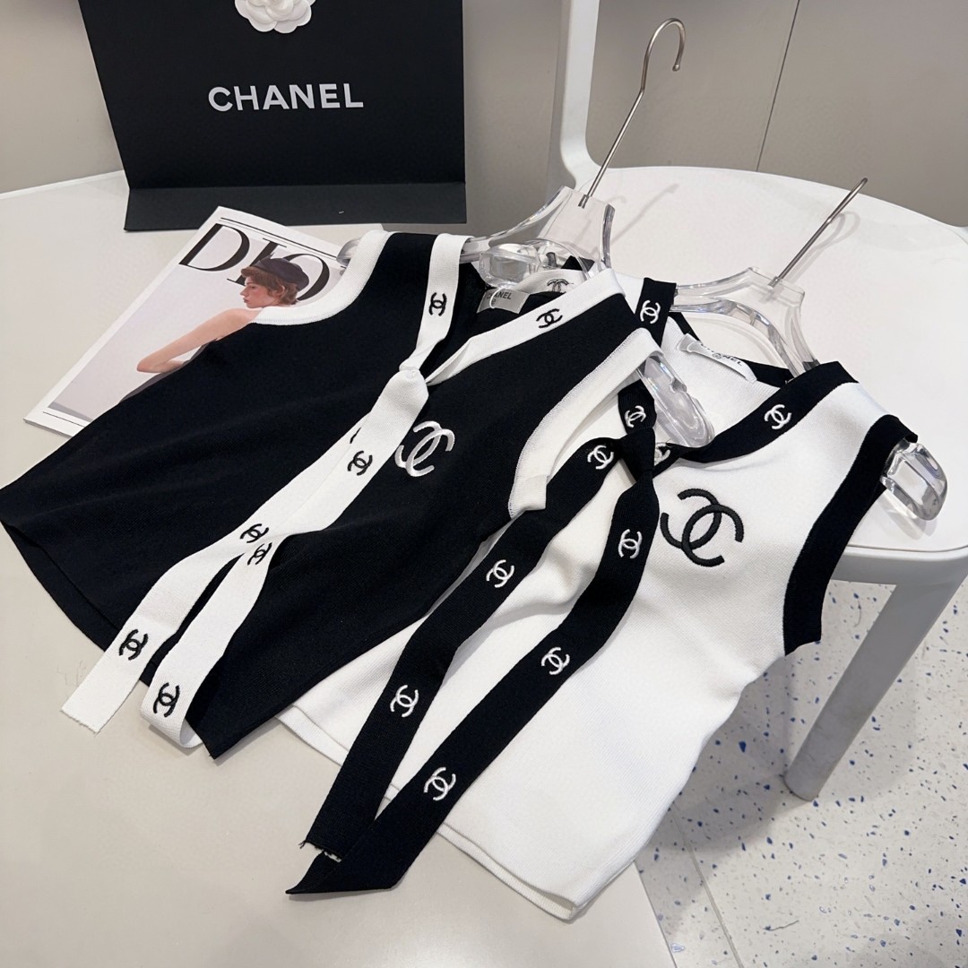 香奈儿小背心，搭外套单穿超🔥爆均码