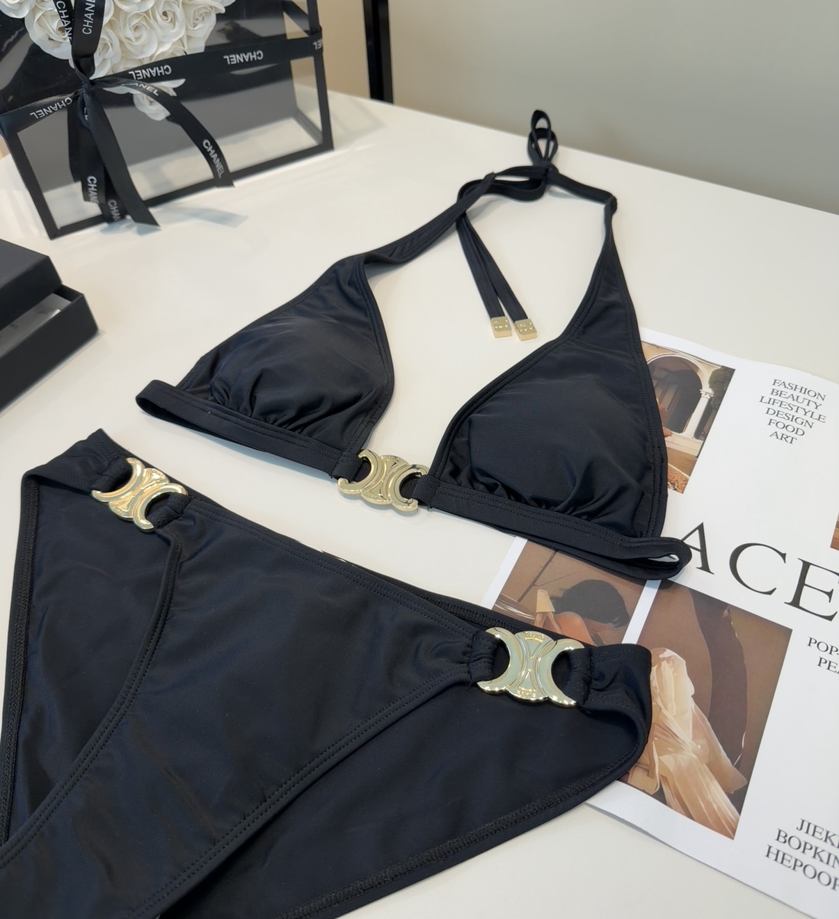 塞琳泳衣，实物实在太美了！拍不出来它的美😍谁穿谁美！很值得入手✋ SML