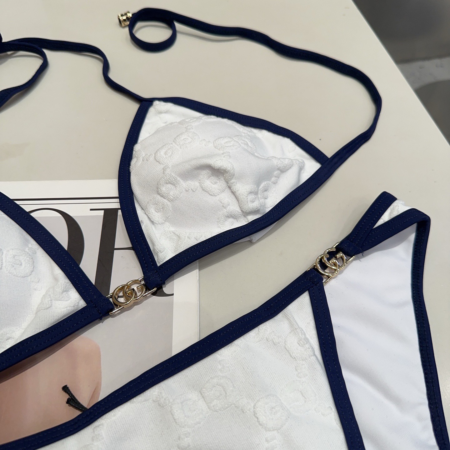 古奇泳衣，时尚达人必备。超级显身材！SML