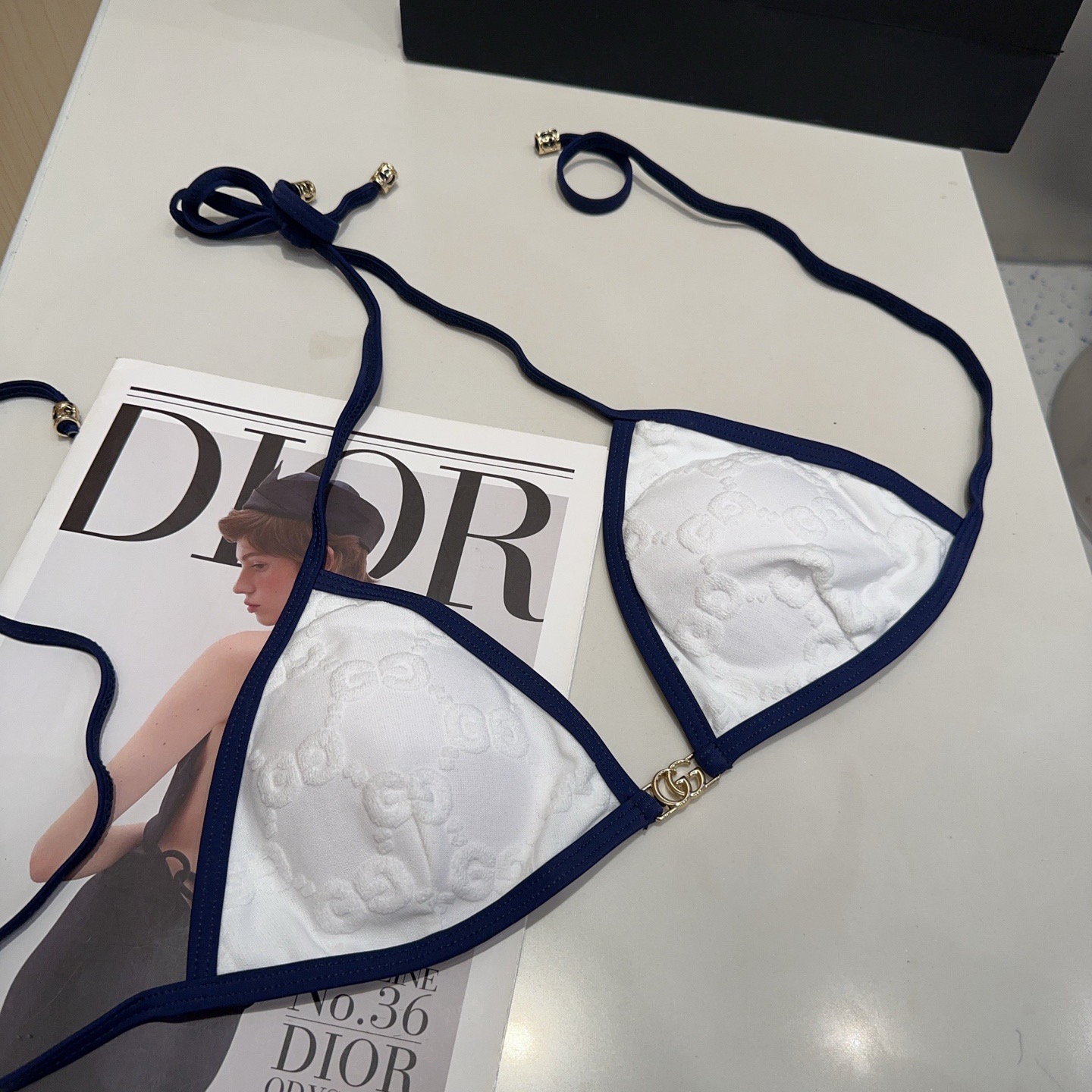 古奇泳衣，时尚达人必备。超级显身材！SML